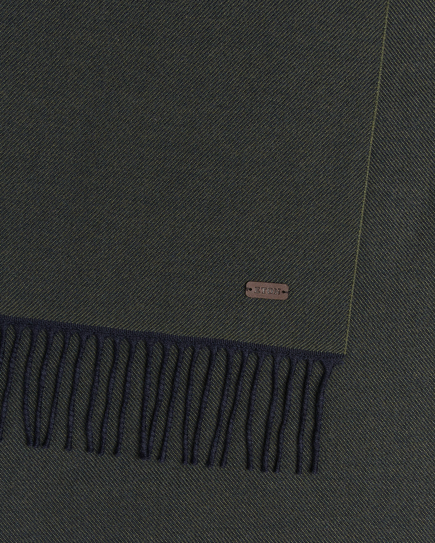 Uomini | Sciarpe | Eton | Twill Merino Wool Scarf Dark Green