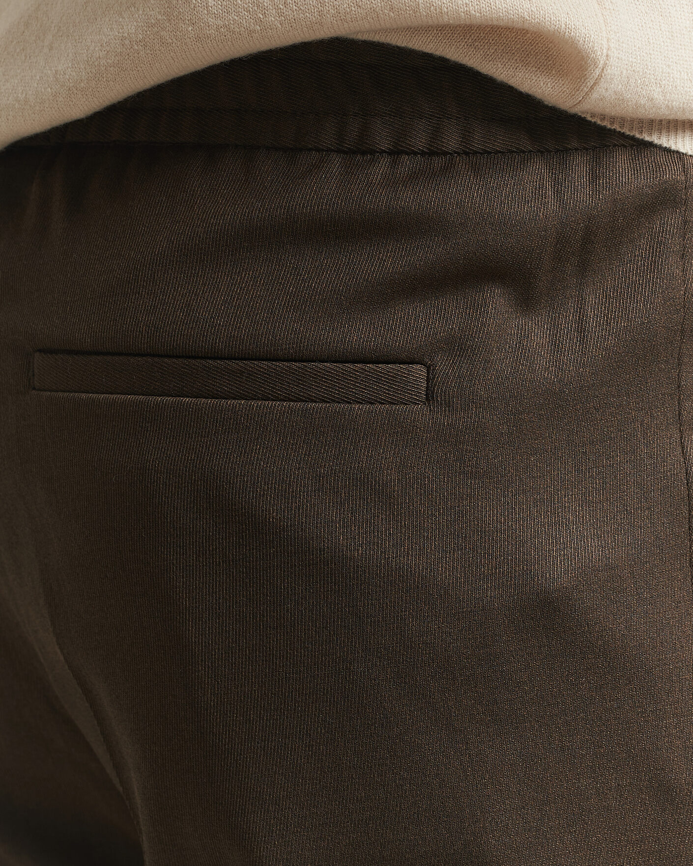 Uomini | Pantaloni | Filippa K | Theo Relaxed Wool Trousers Walnut Brown