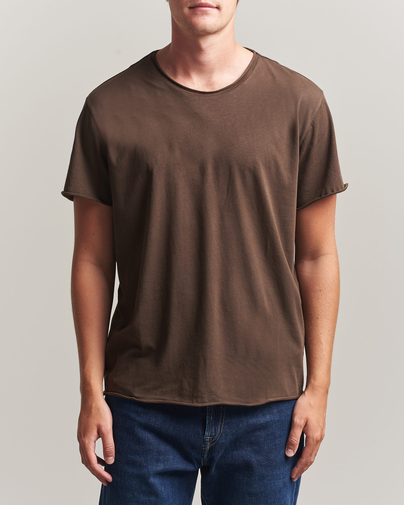 Uomini | T-shirt | Filippa K | Roll Neck Crew Neck T-Shirt Golden Brown