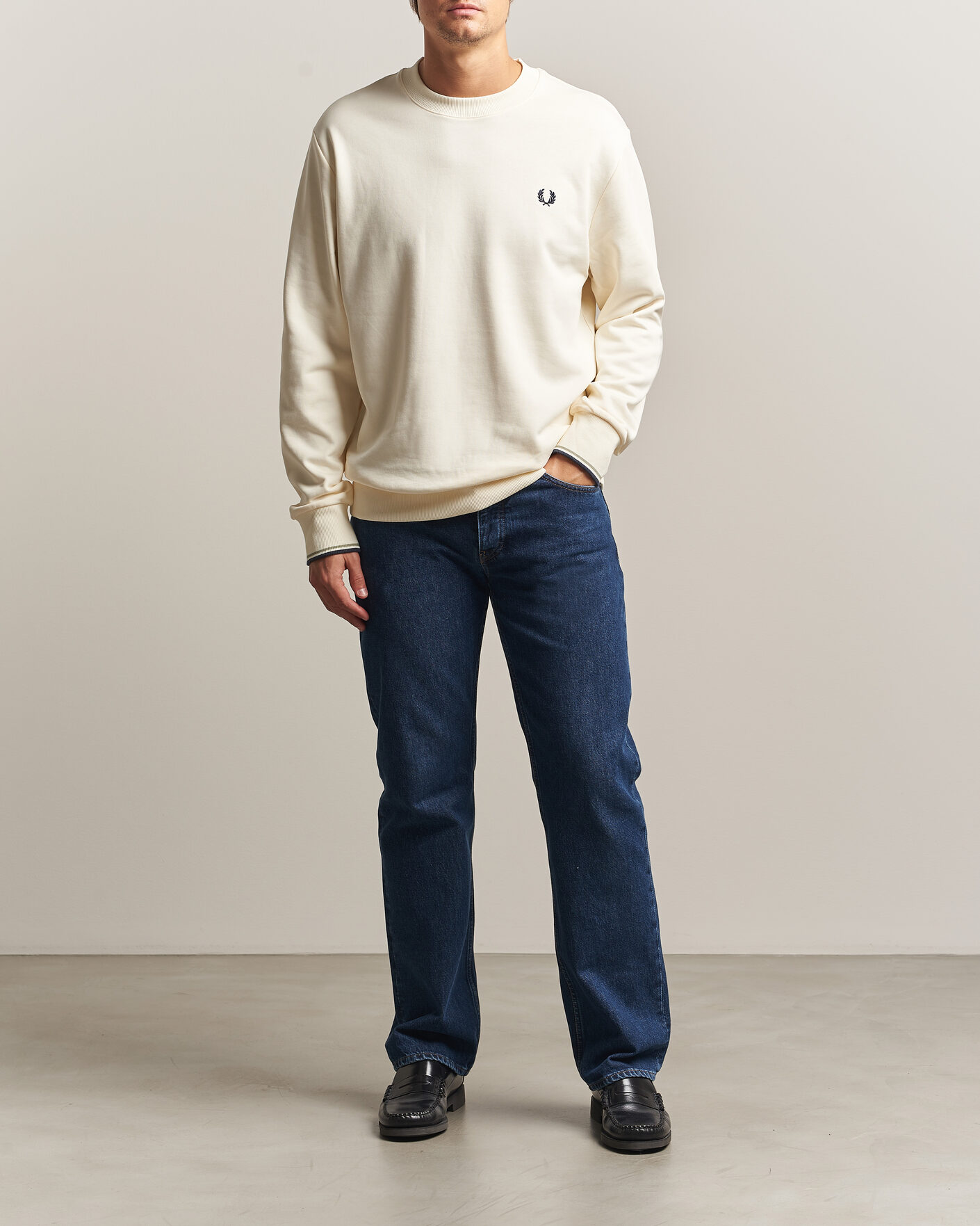 Uomini | Maglieria | Fred Perry | Crew Neck Sweatshirt Ecru