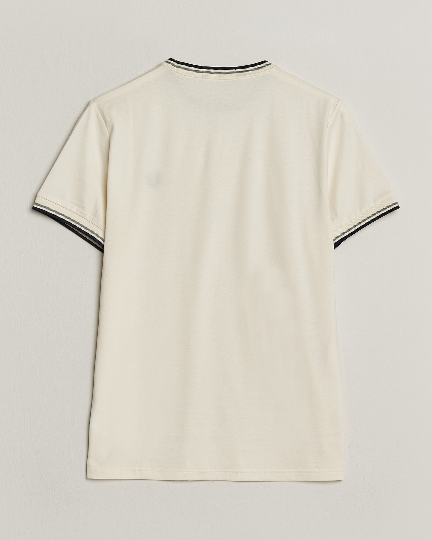 Uomini | T-shirt | Fred Perry | Twin Tipped T-Shirt Ecru