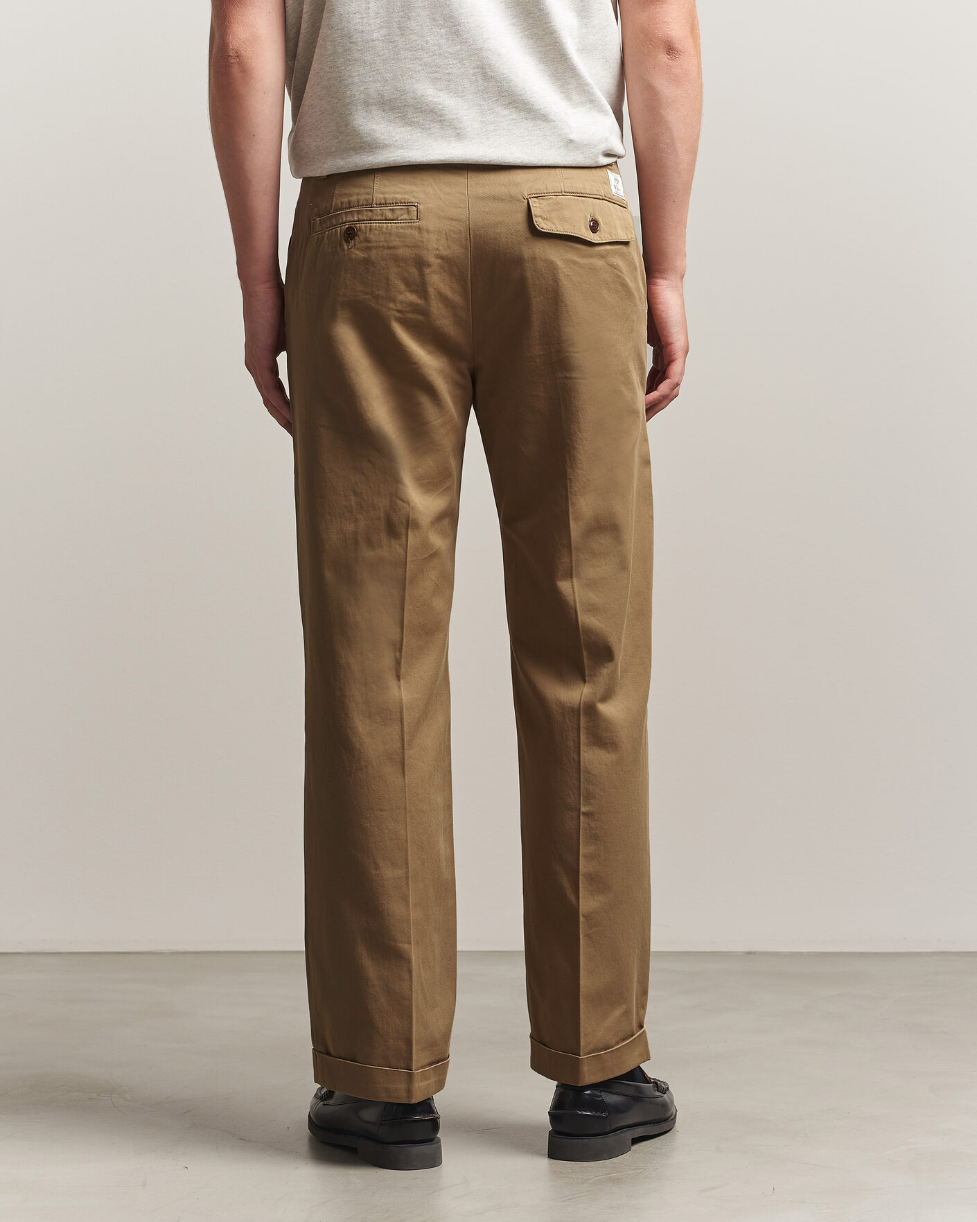 Uomini | Pantaloni | Gant | YALE Cotton Twill Chinos Darkened Beige