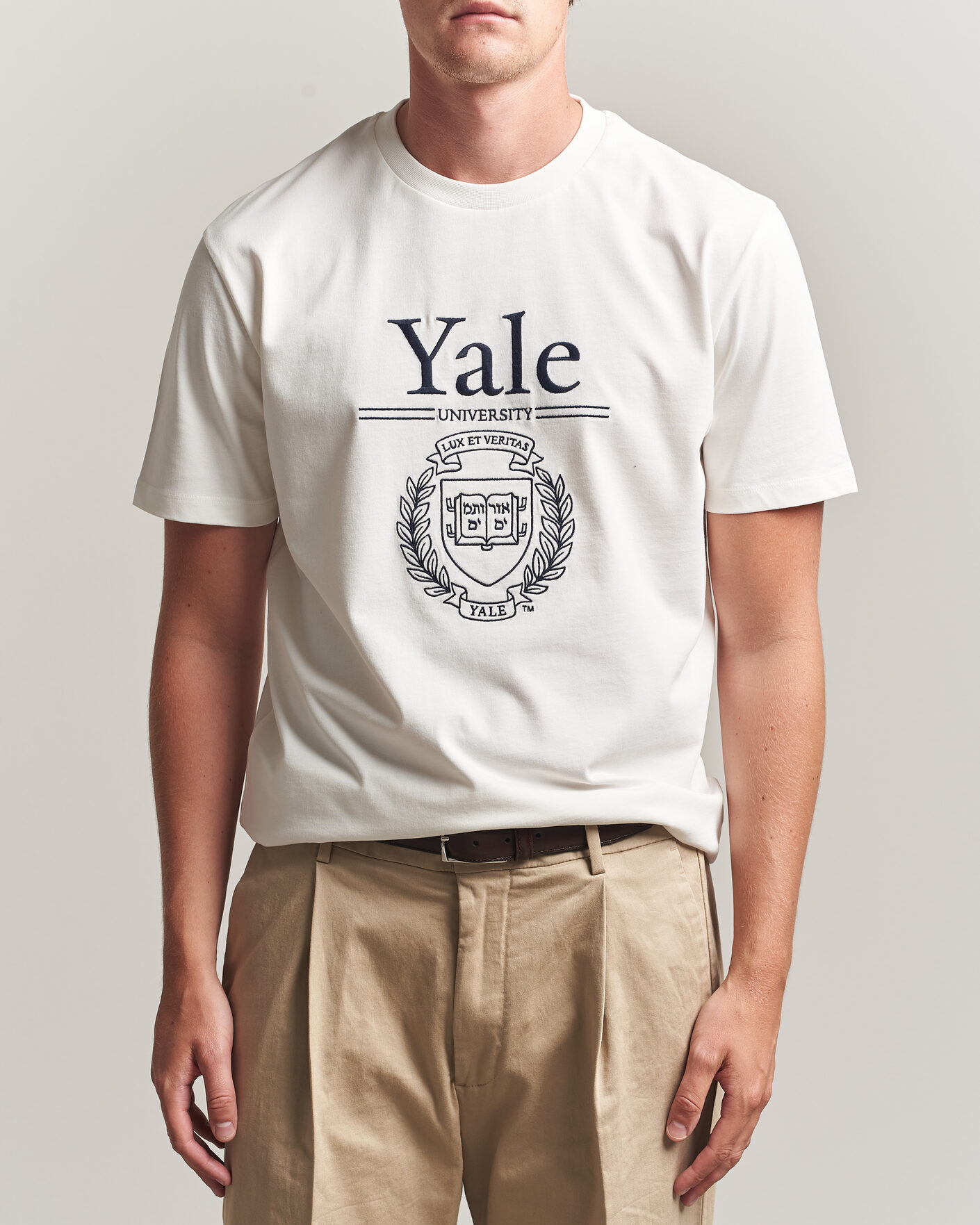 Uomini | T-shirt | Gant | YALE Crew Neck T-Shirt Eggshell