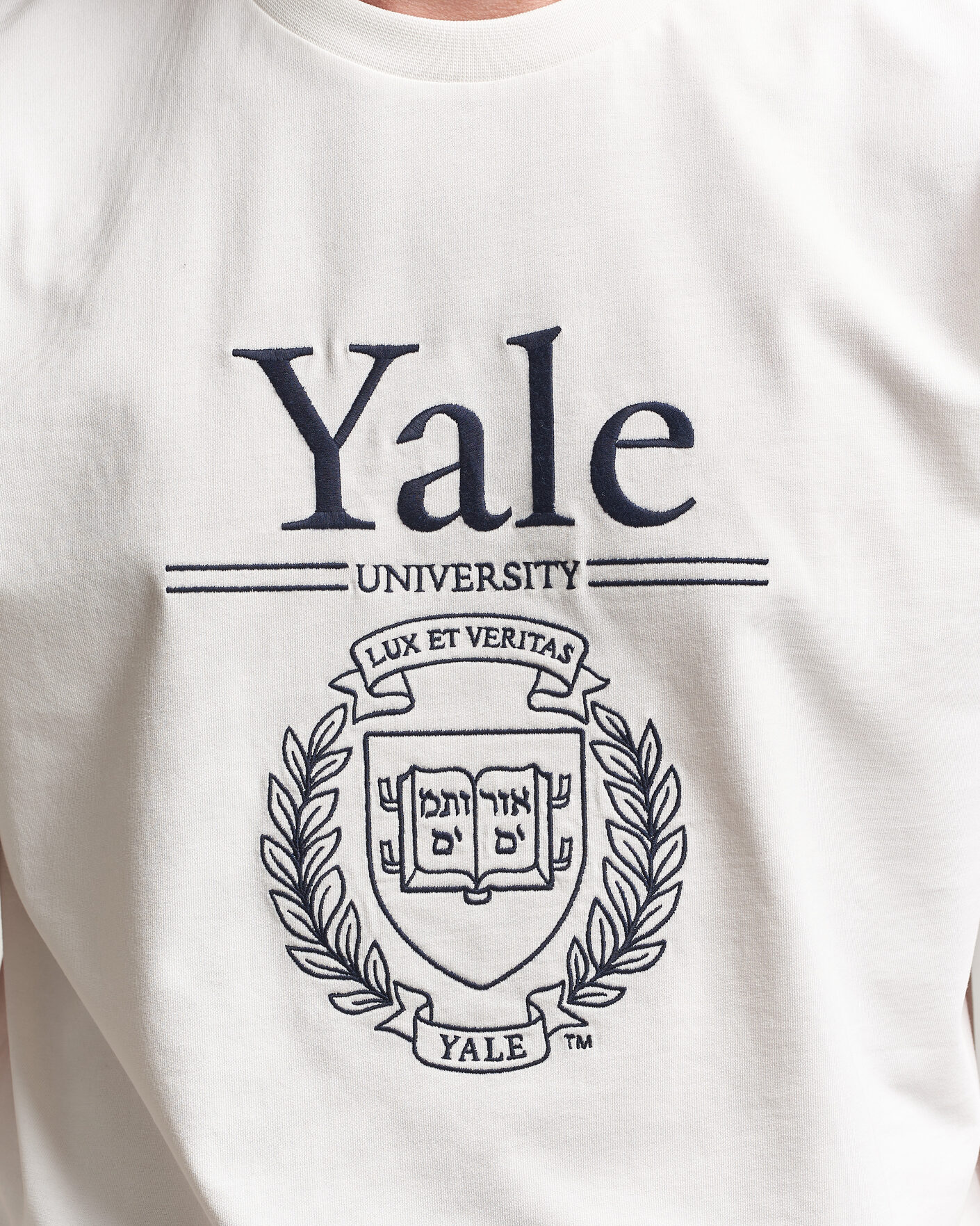 Uomini | T-shirt | Gant | YALE Crew Neck T-Shirt Eggshell