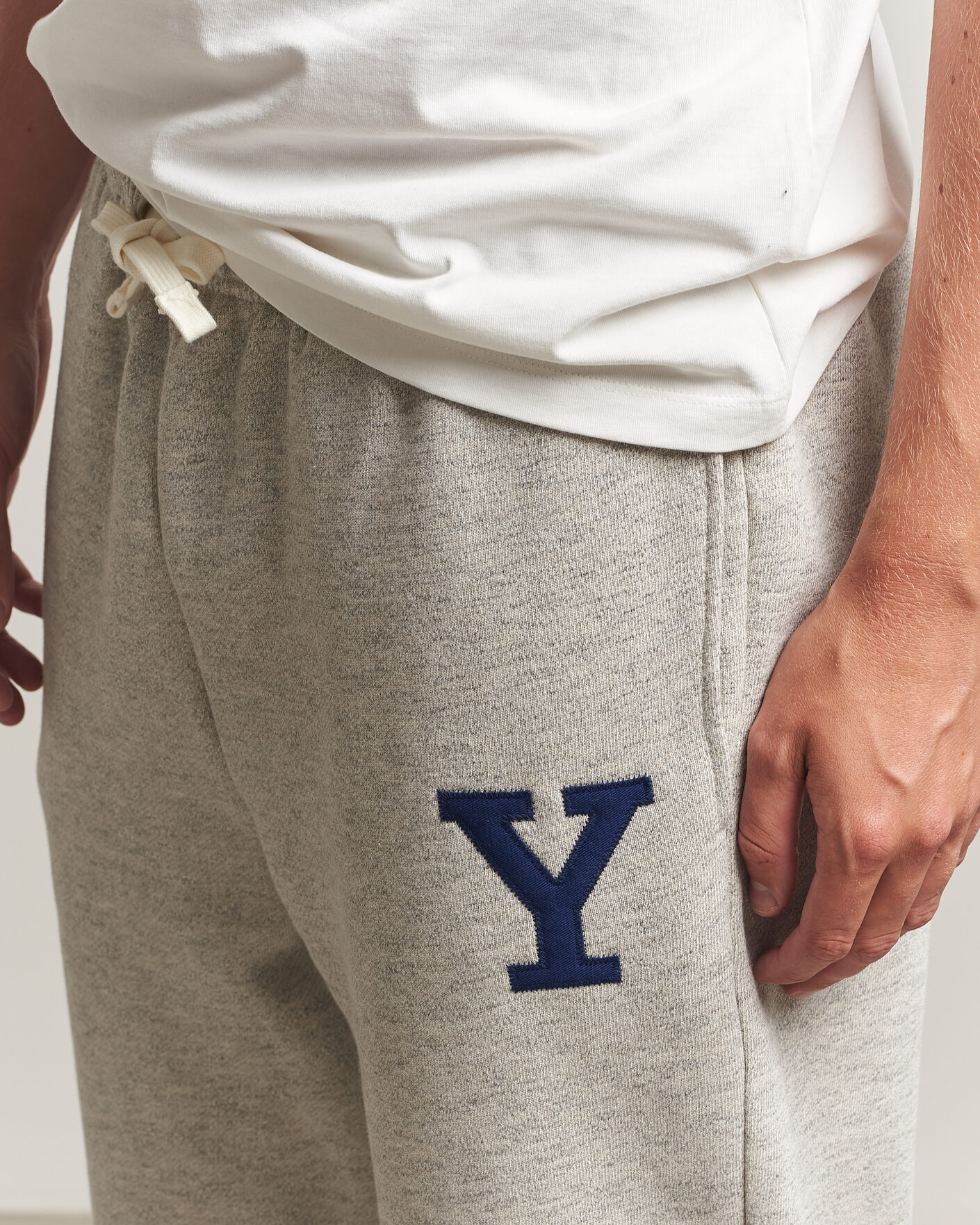 Uomini | Pantaloni | Gant | YALE Sweatpants Grey Melange
