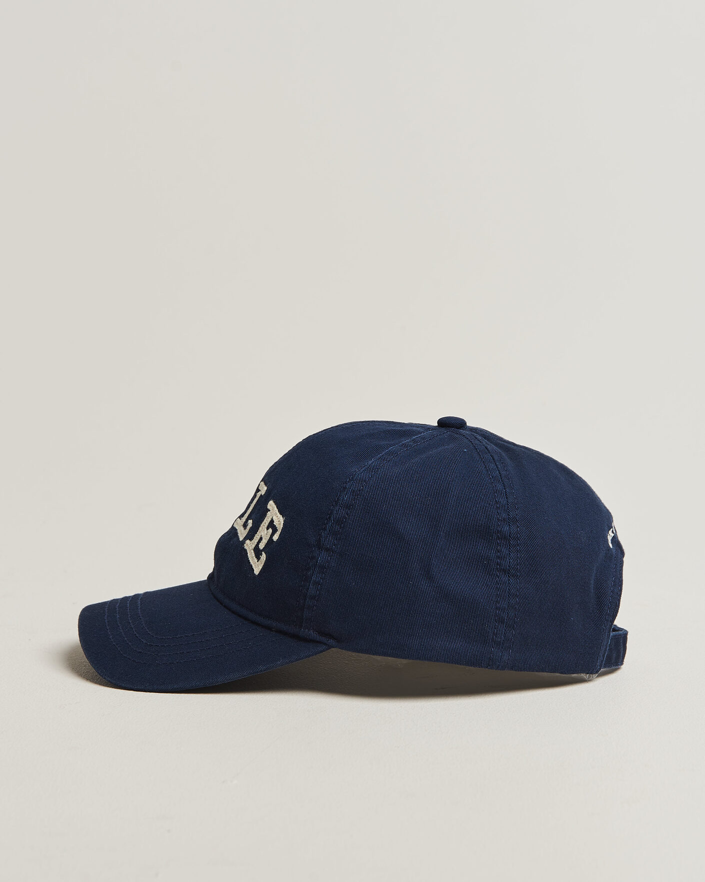 Uomini | Cappelli & Berretti | Gant | YALE Heavy Washed Cotton Twill Cap Marine