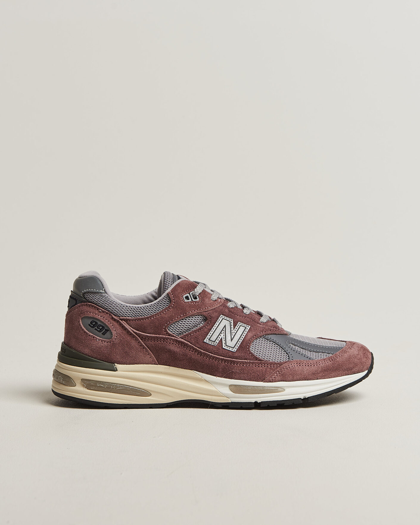 Uomini | Sneakers | New Balance Made In US & UK | New Balance Made in Made in UK 991v2 Rose Taupe