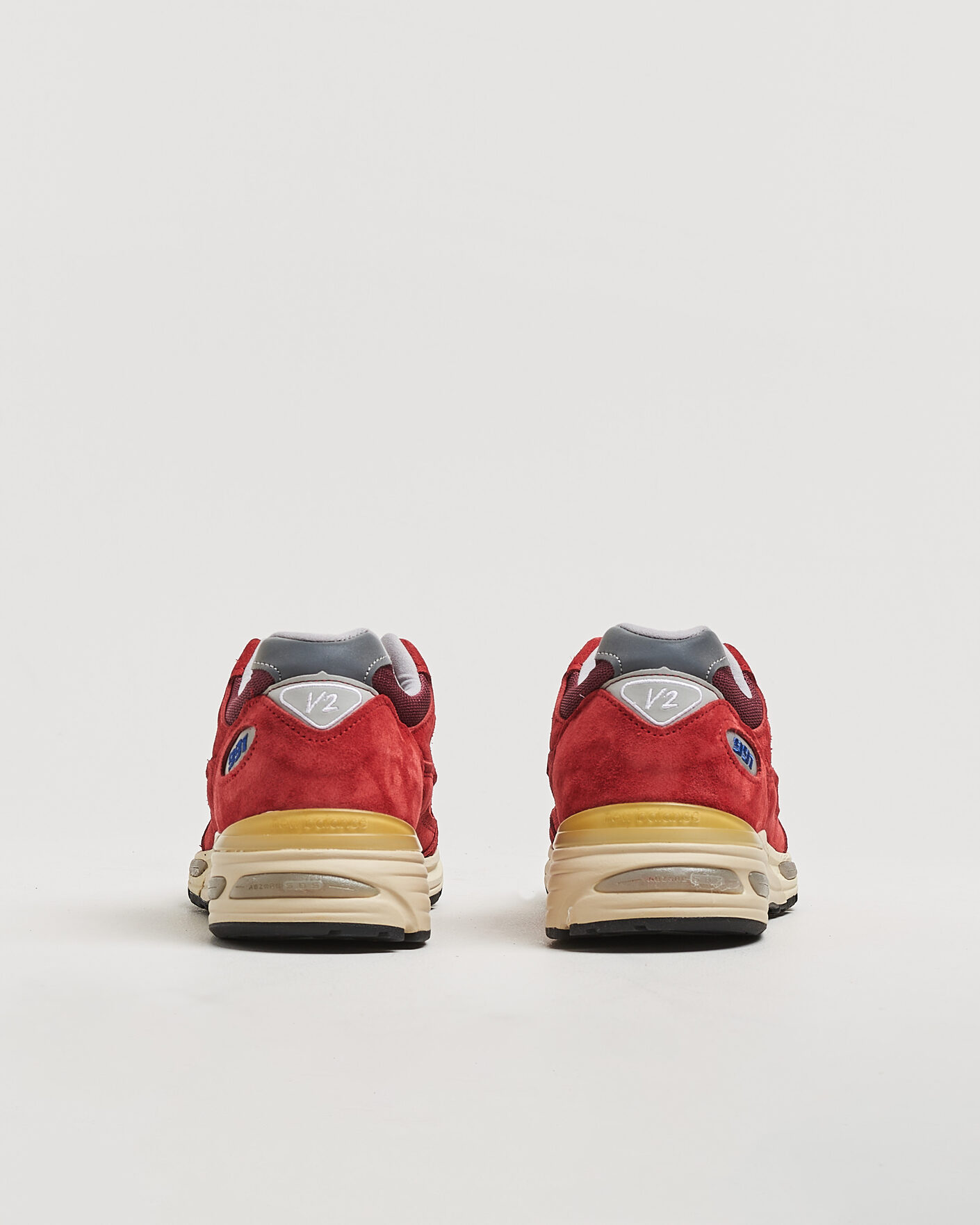 Uomini | Sneakers | New Balance Made In US & UK | New Balance Made in Made in UK 991v2 Vintage Sports Karanda Red