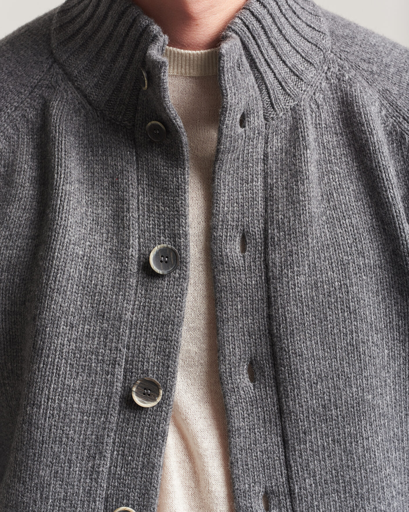 Uomini | Maglieria | Altea | Raglan Sleeve Buttoned Cardigan Grey Melange