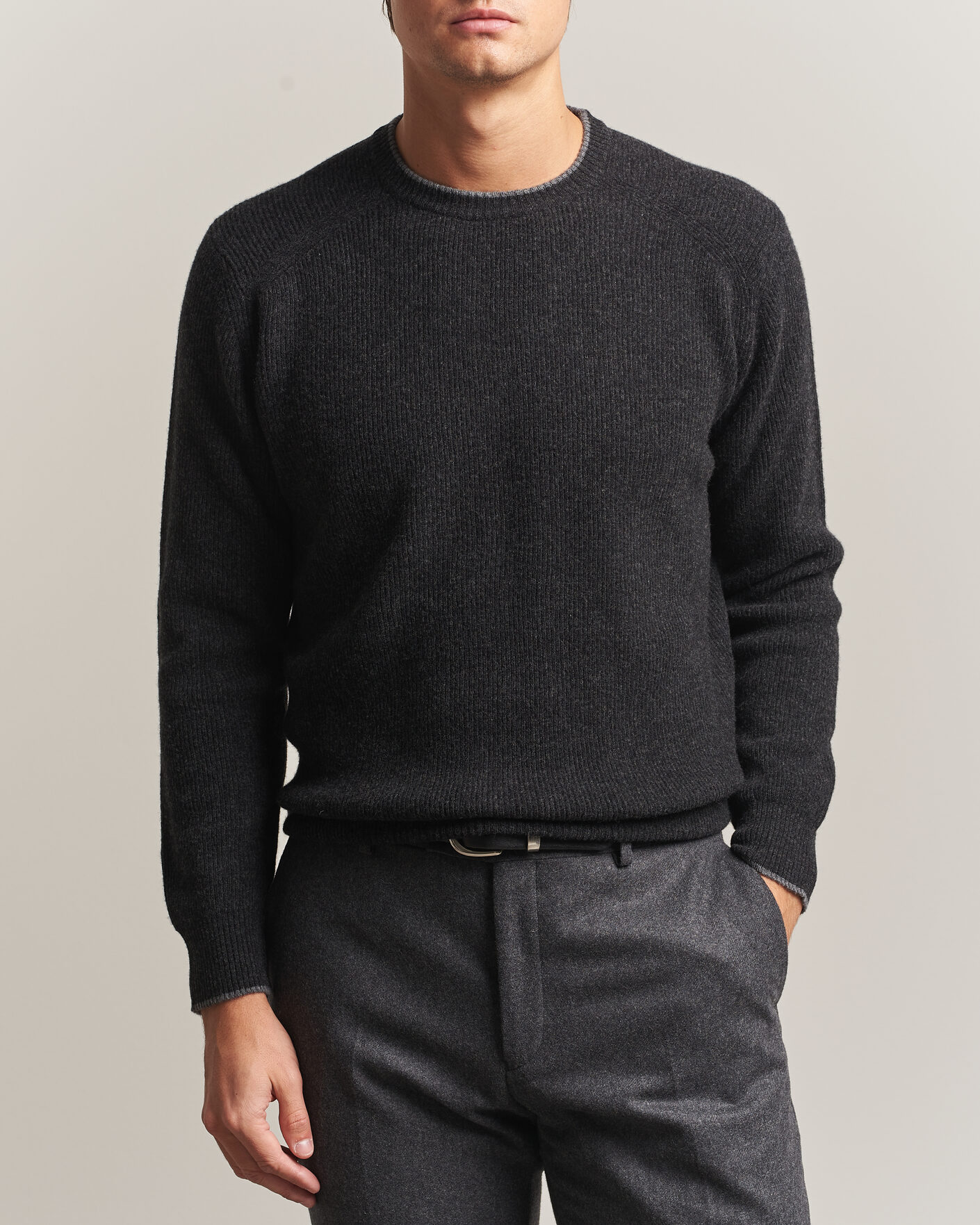 Uomini | Maglieria | Altea | Rib Wool Raglan Sweater Charcoal