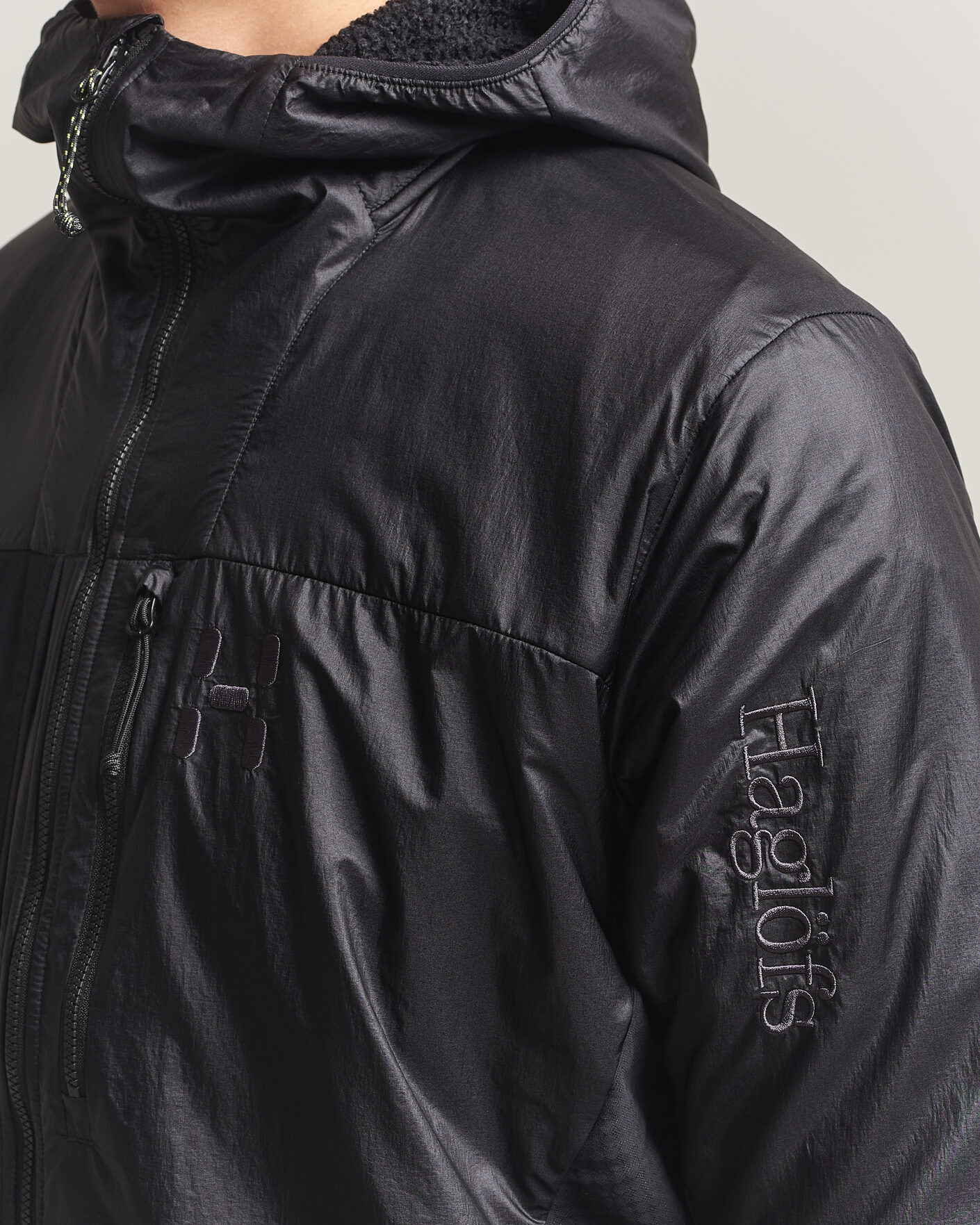 Uomini | Giacche | Haglöfs | Nallo Touring Hybrid Mid Layer Jacket True Black
