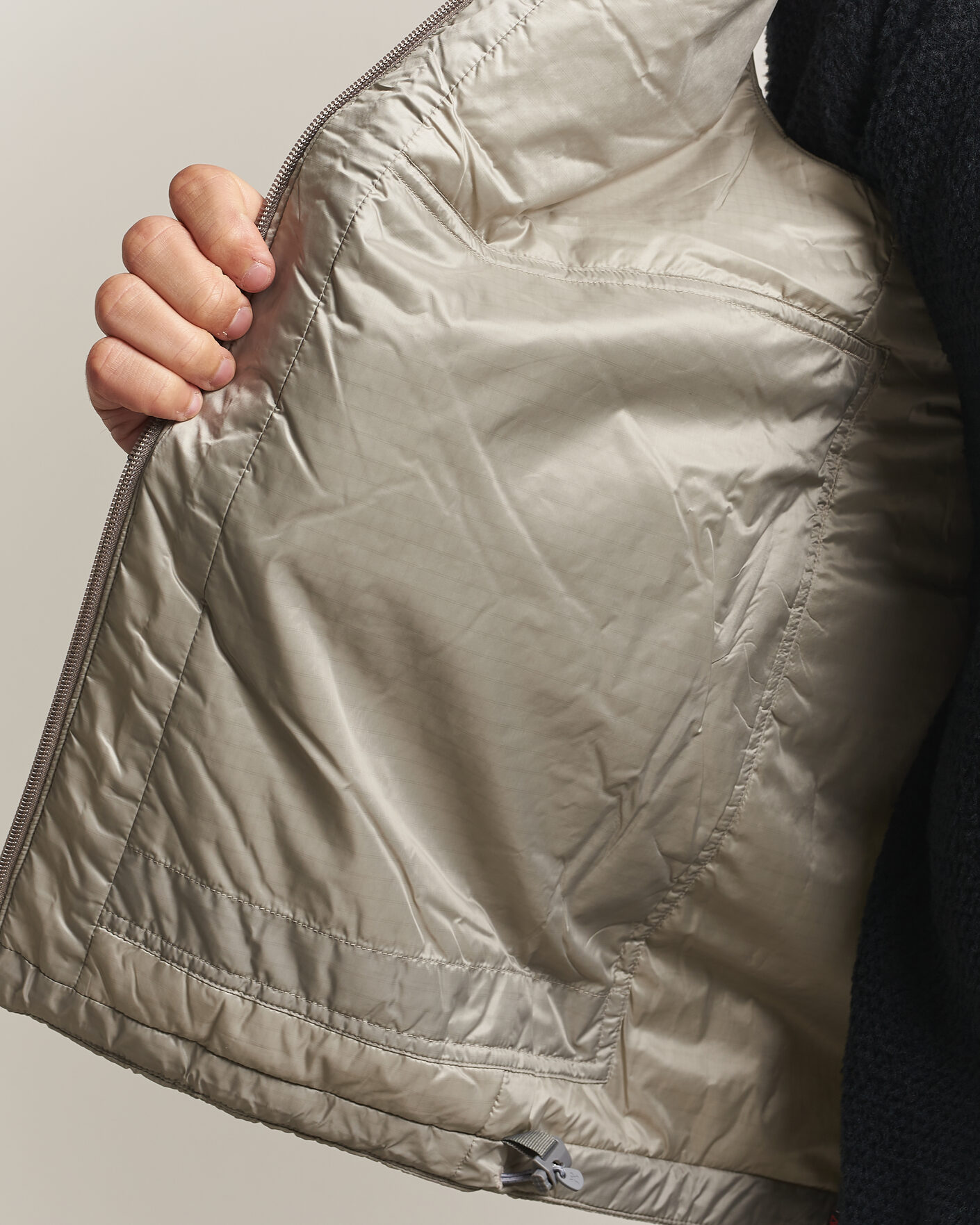 Uomini | Gilet | Houdini | Dunfri Primaloft Padded Vest Sandstorm