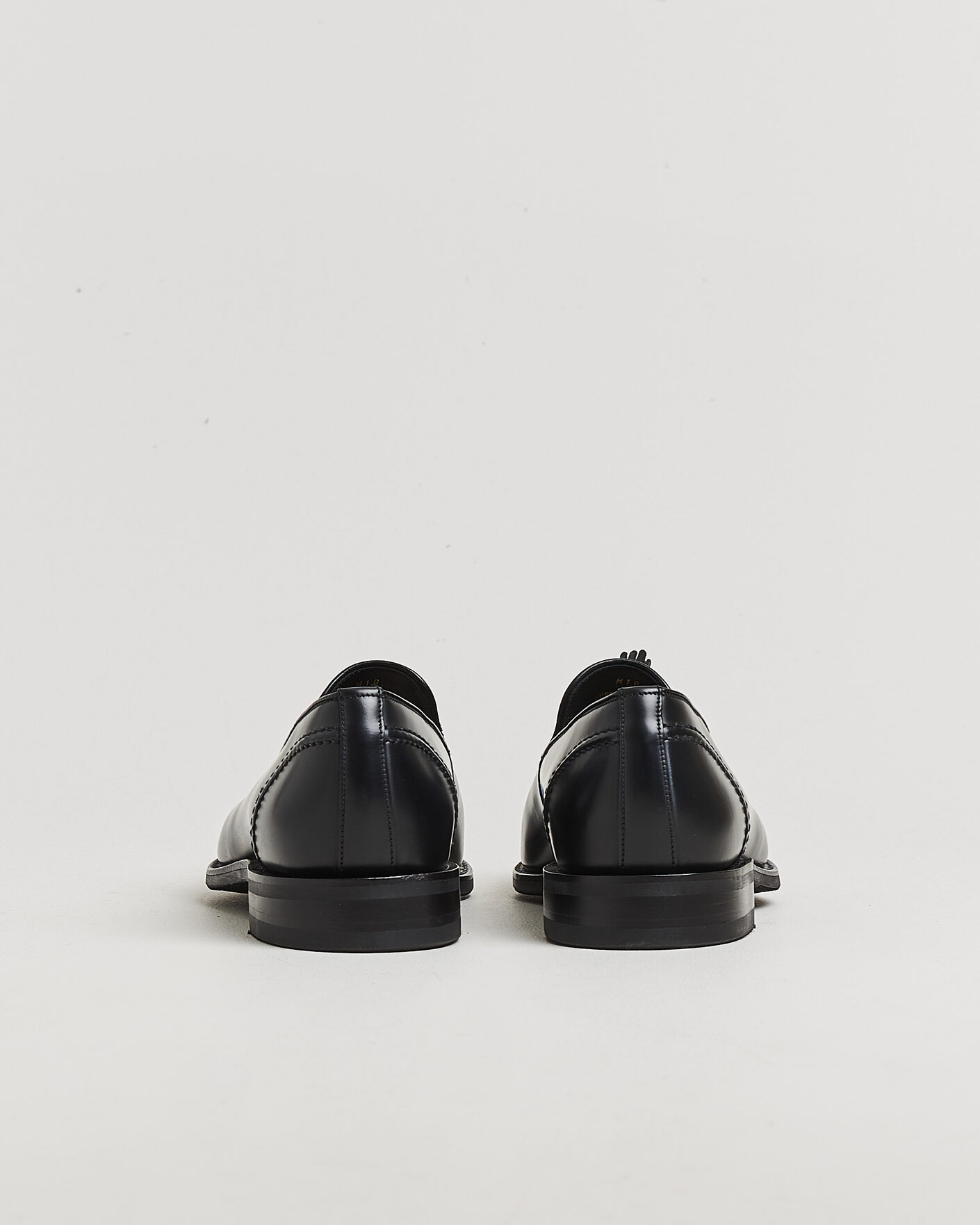 Uomini | Mocassini | Loake 1880 | Brunel Leather Tassel Loafer Black