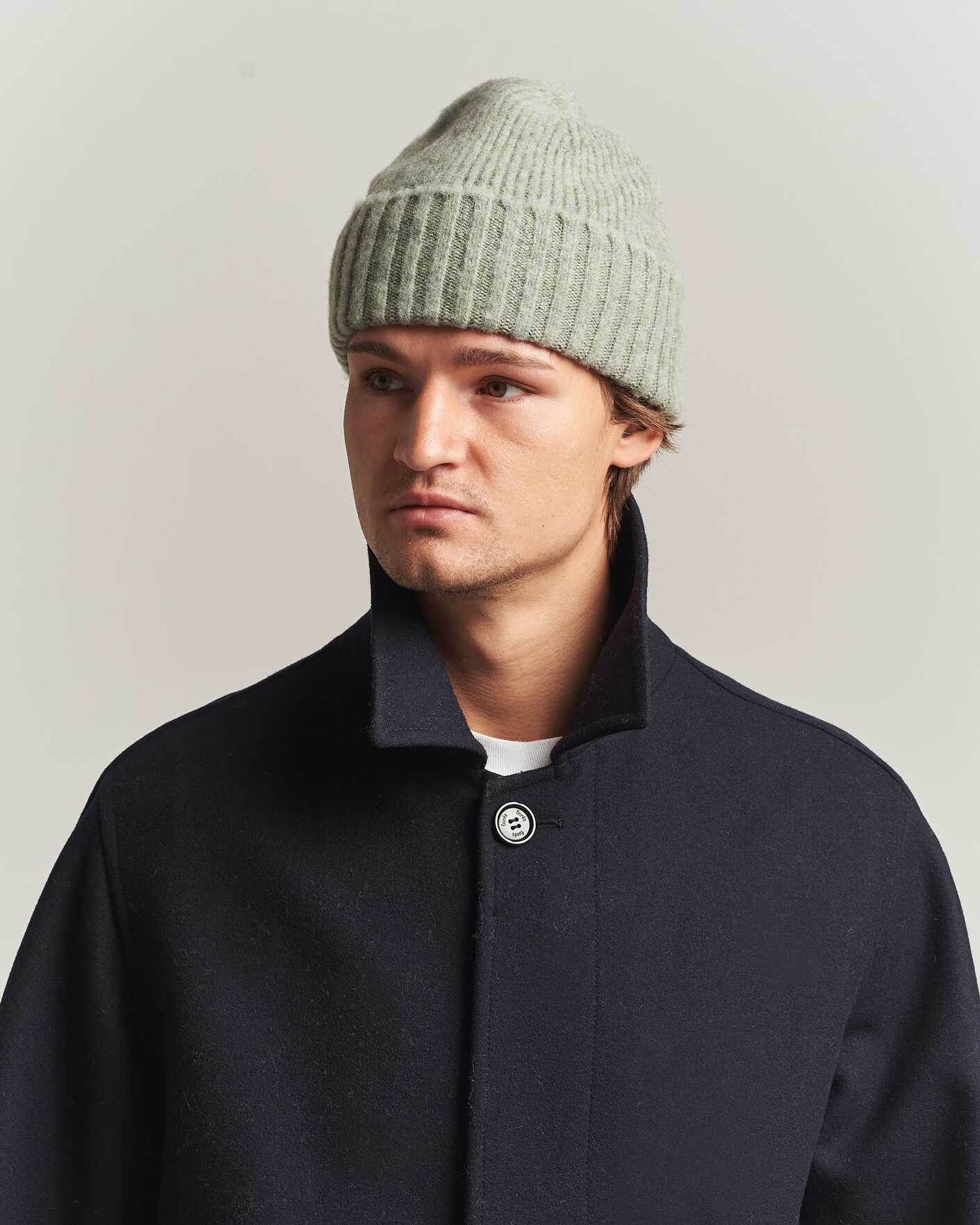 Uomini | Berretti | Robert Mackie | Rona Ribbed Shaggy Lambswool Beanie Light Green