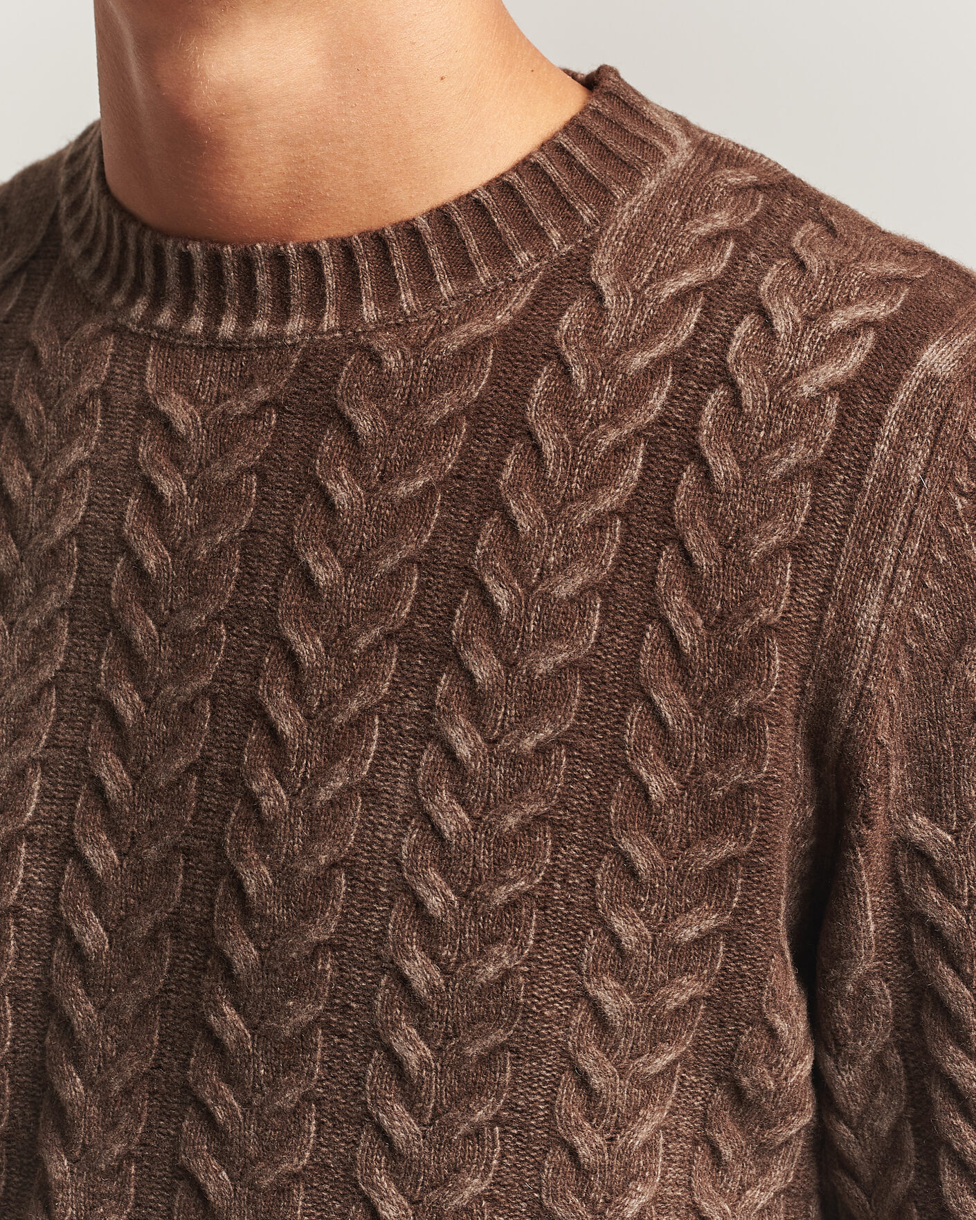 Uomini | Maglieria | Morgano | Cable Knitted Brushed Dyed Wool Crew Brown