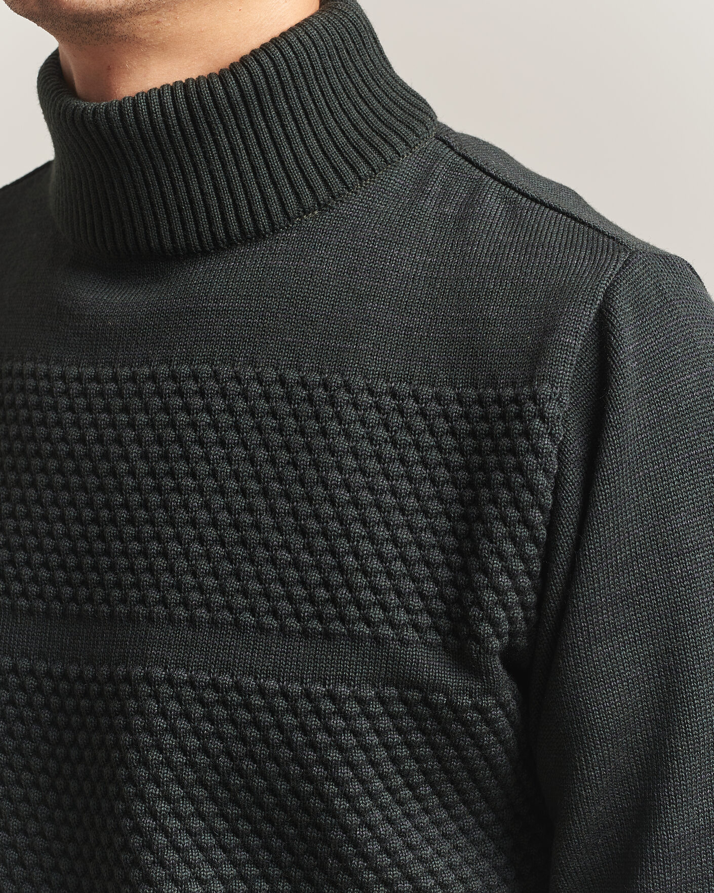 Uomini | Maglieria | S.N.S. Herning | Fisherman High Neck Terrain Green