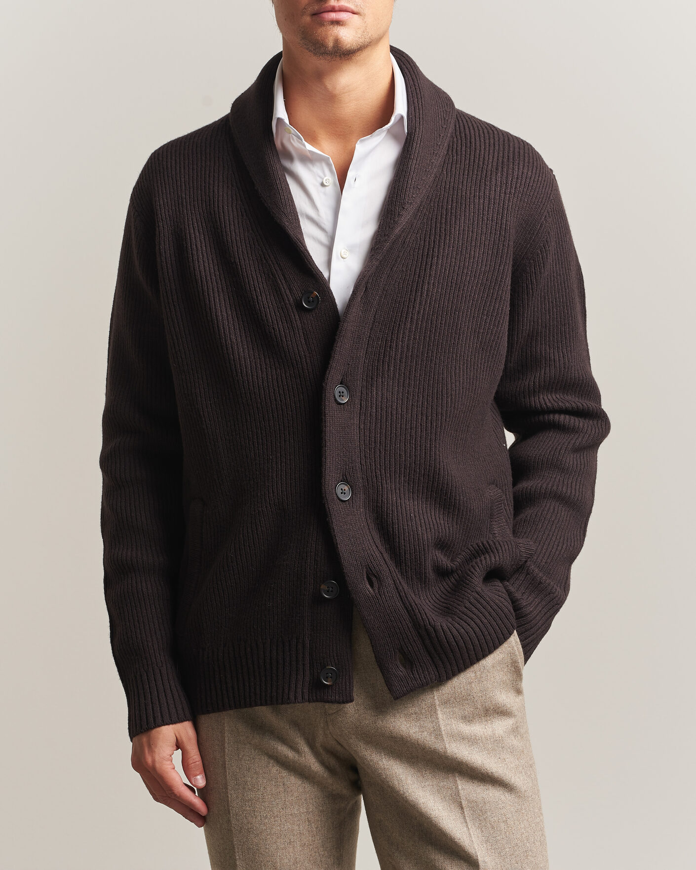 Uomini | Maglieria | Charles Tyrwhitt | Chunky Merino Shawl Neck Cardigan Chocolate