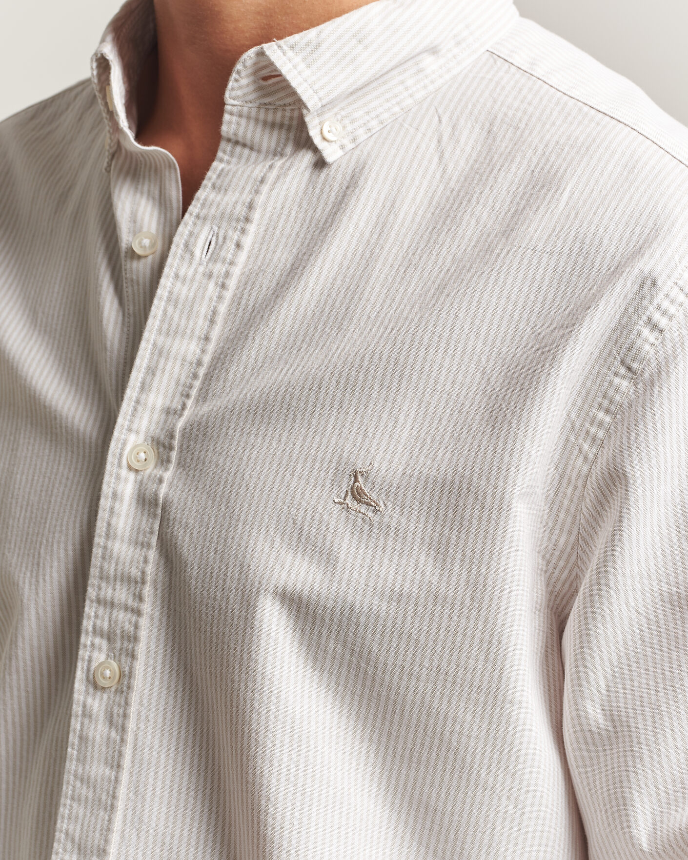 Uomini | Camicie | Charles Tyrwhitt | Button Down Stretch Oxford Shirt Stone