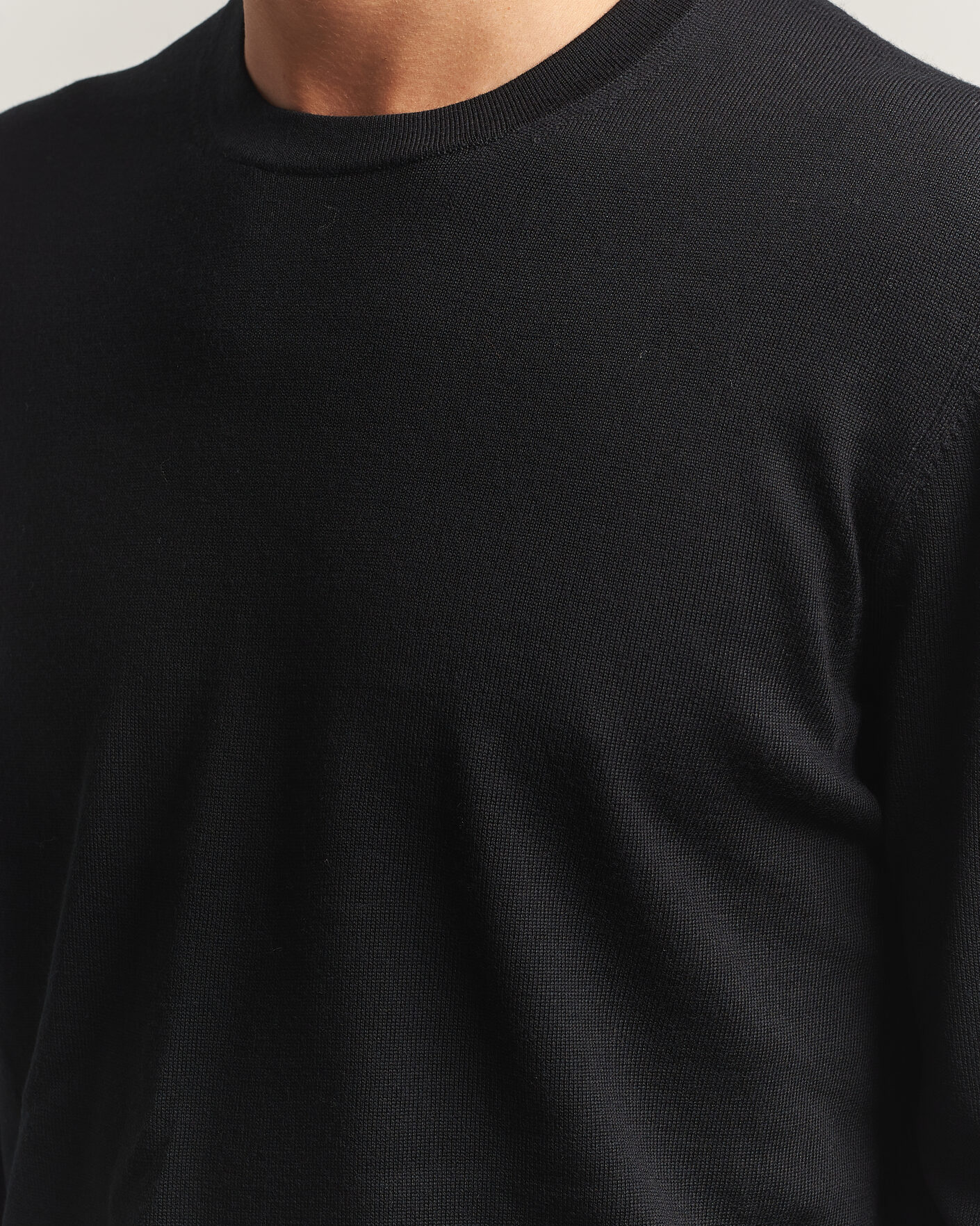 Uomini | Maglieria | Charles Tyrwhitt | Pure Merino Crew Neck Jumper Black