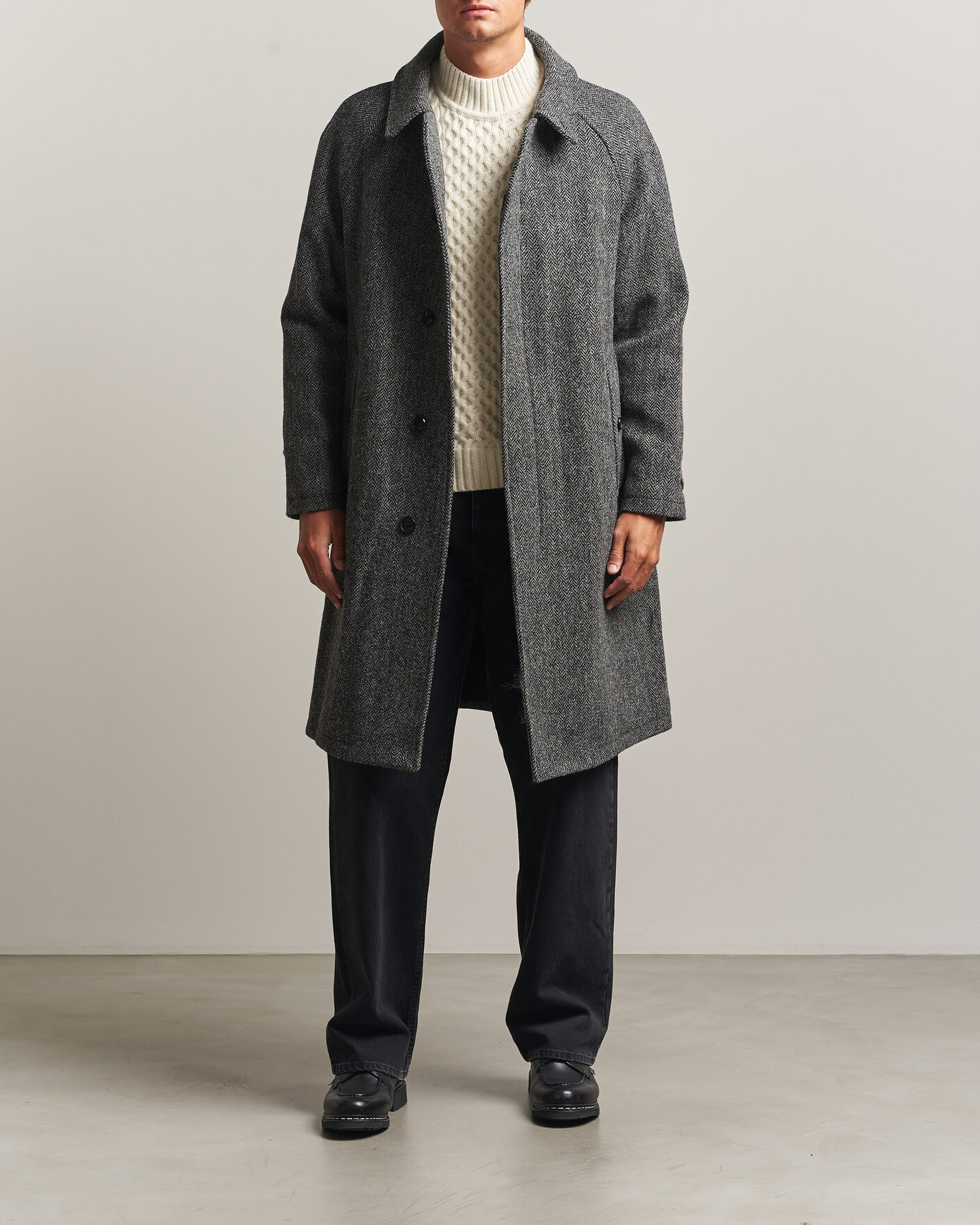 Uomini | Giacche | Gloverall | Hynes Harris Tweed Coat Charcoal Herringbone