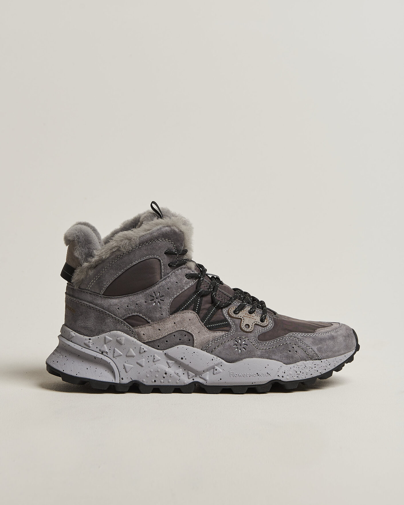 Uomini | Sneakers | Flower Mountain | Yamano 3 Mid Suede/Sherling Sneaker Grey