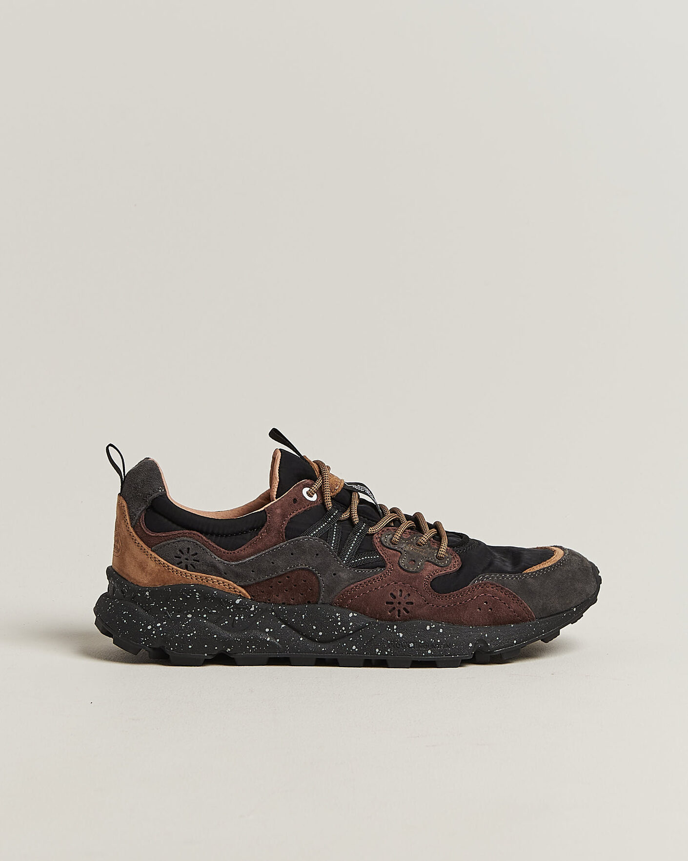 Uomini | Sneakers | Flower Mountain | Yamano 3 Suede/Nylon Sneaker Black/Brown