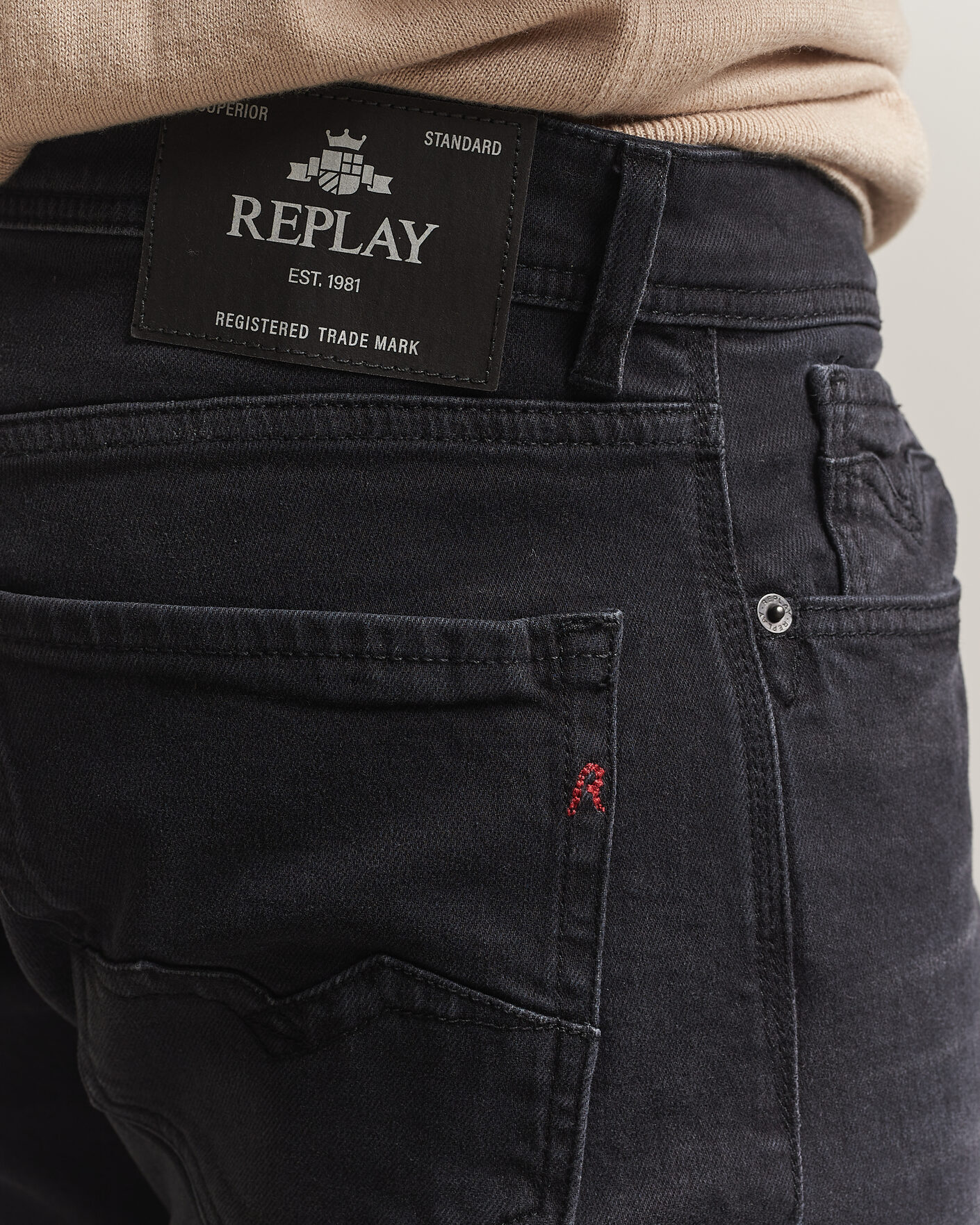 Uomini | Jeans | Replay | Rocco Comfort Fit Powerstretch Jeans Washed Black