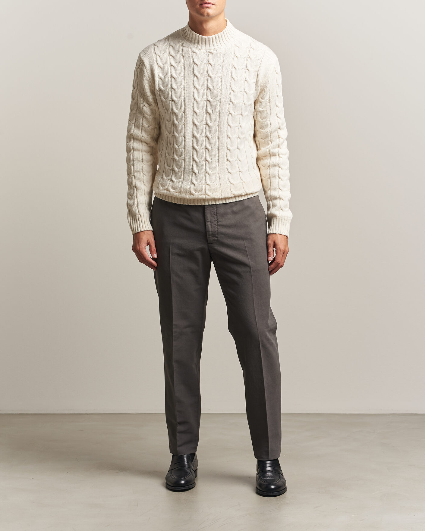 Uomini | Pantaloni | Incotex | Regular Fit Soft Cotton Stretch Chinos Dark Grey