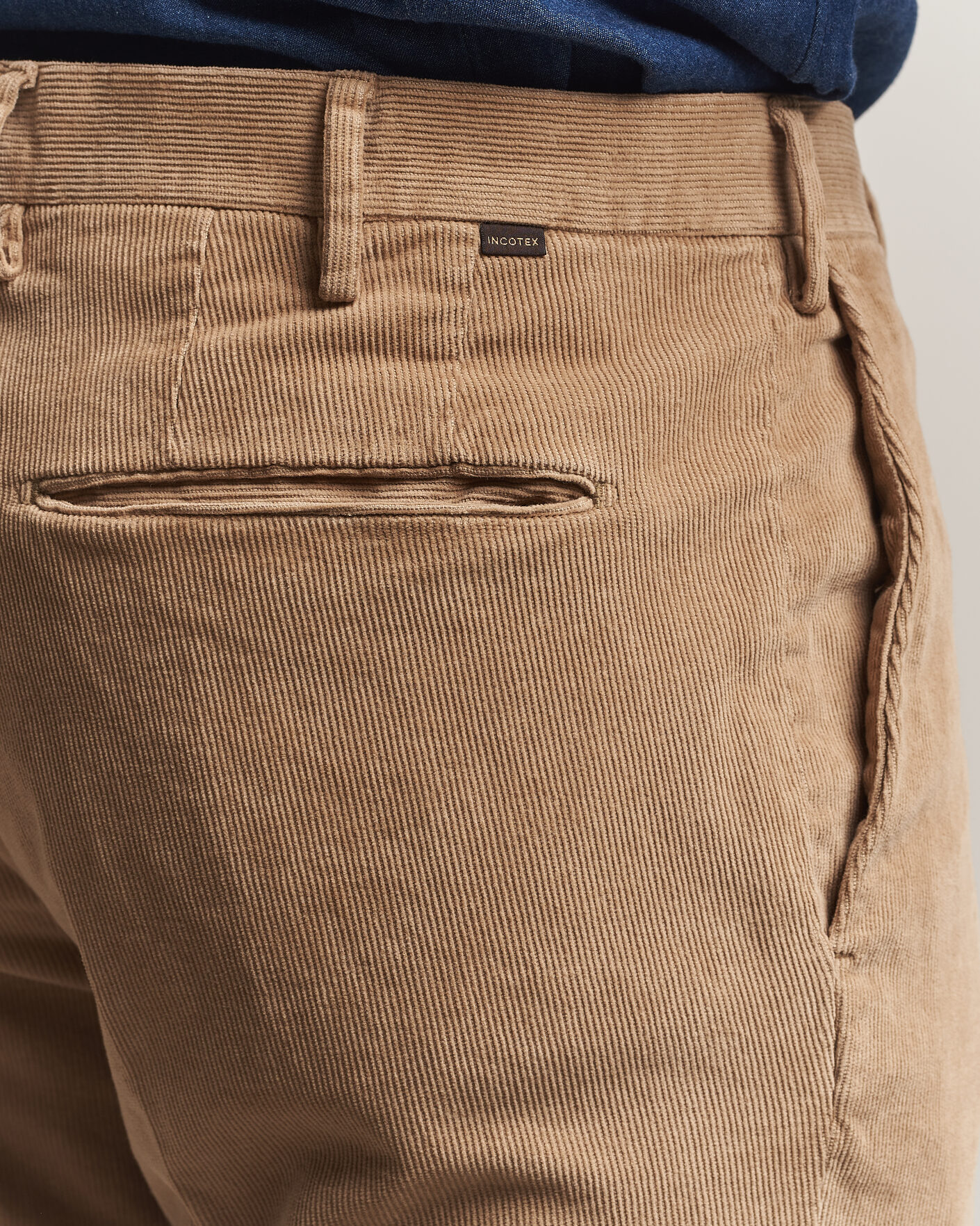 Uomini | Pantaloni | Incotex | Slim Fit Baby Corduroy Trousers Beige