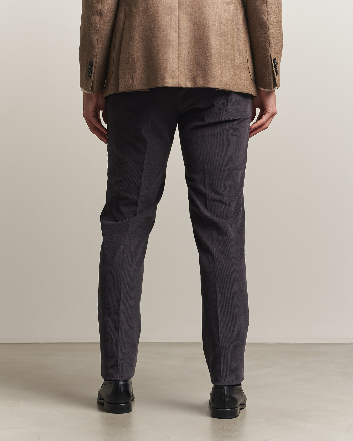 Uomini | Pantaloni | Incotex | Slim Fit Baby Corduroy Trousers Dark Grey