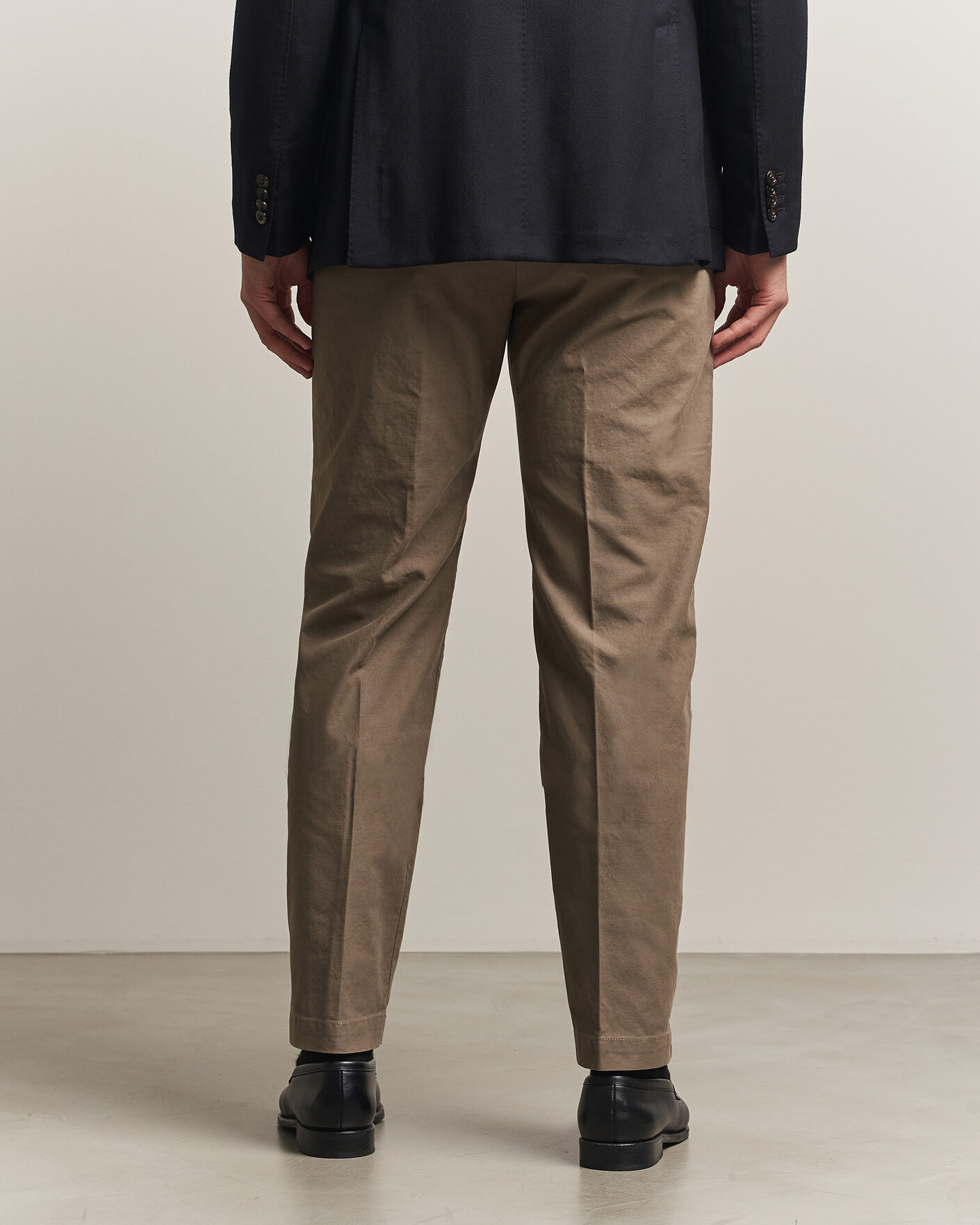 Uomini | Pantaloni | Incotex | Regular Fit Garment Dyed Slacks Taupe