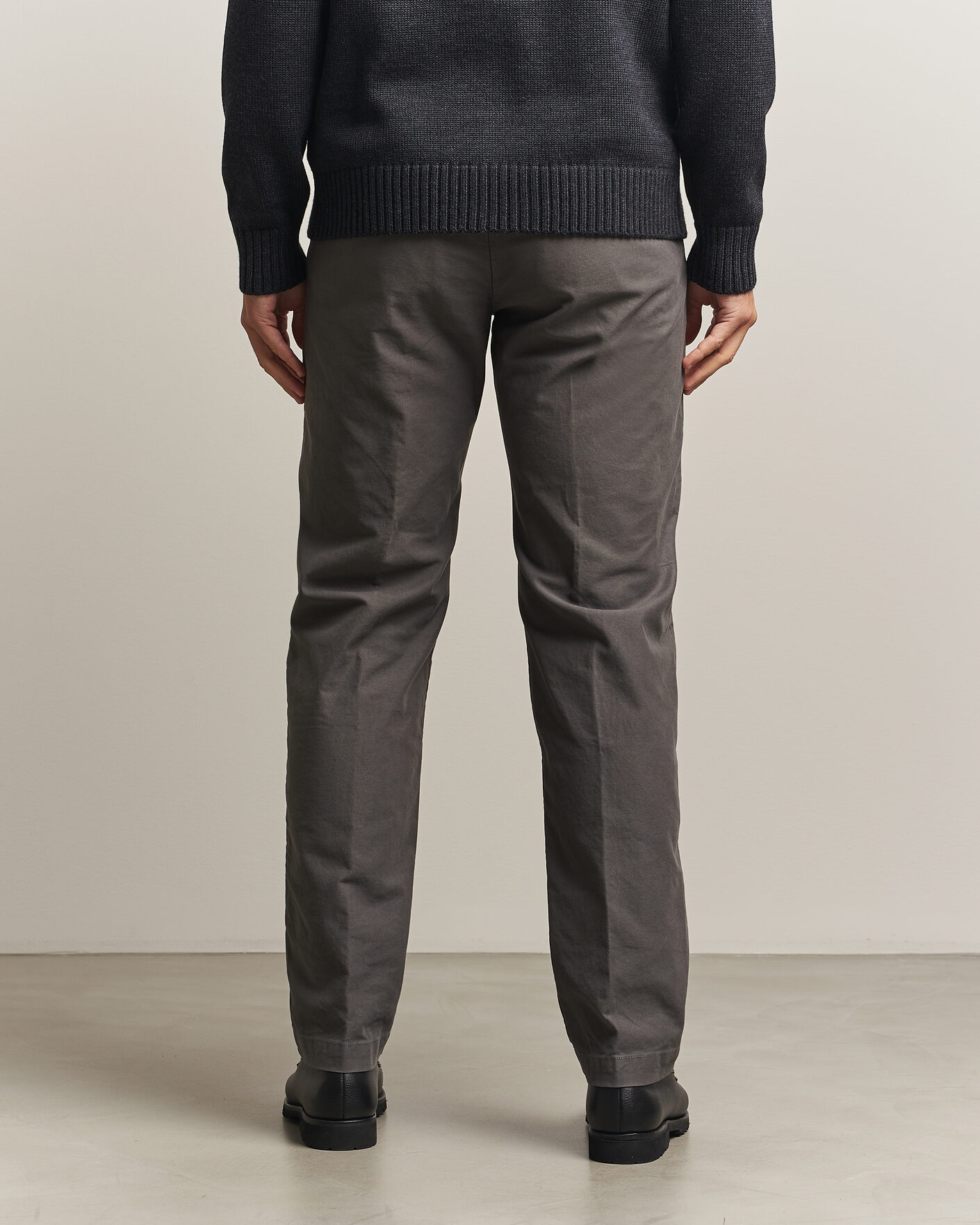 Uomini | Pantaloni | Incotex | Regular Fit Garment Dyed Slacks Dark Grey