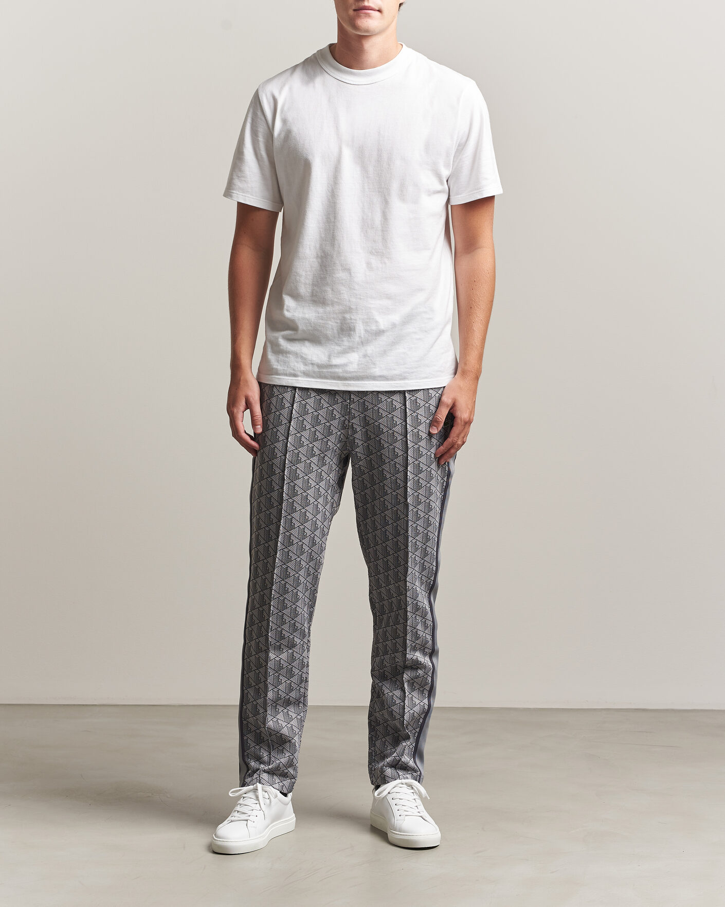 Uomini | Pantaloni | Lacoste | Monogram Track Pants Calluna/Graphite