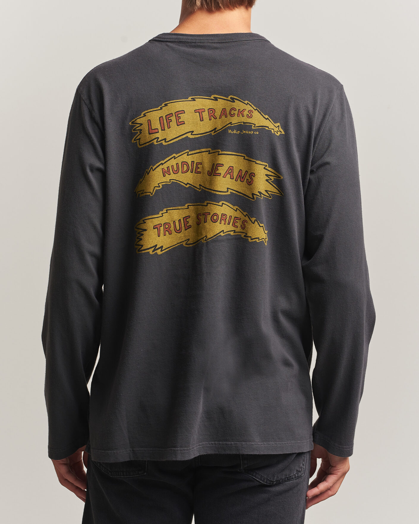 Uomini | T-shirt | Nudie Jeans | Rudi Life Tracks II Long Sleeved T-Shirt Antracite