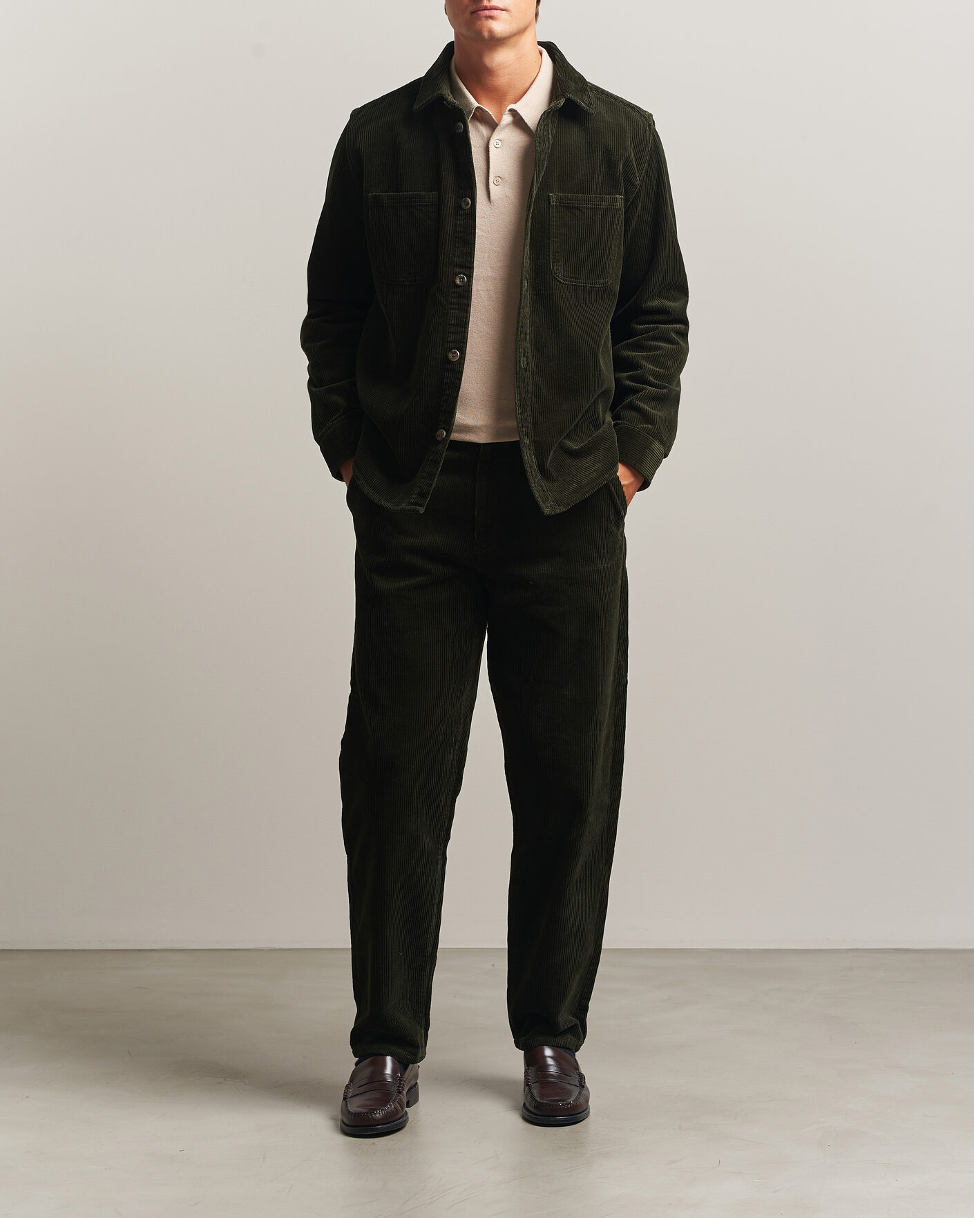 Uomini | Camicie | LES DEUX | Corduroy Overshirt Rosin Green