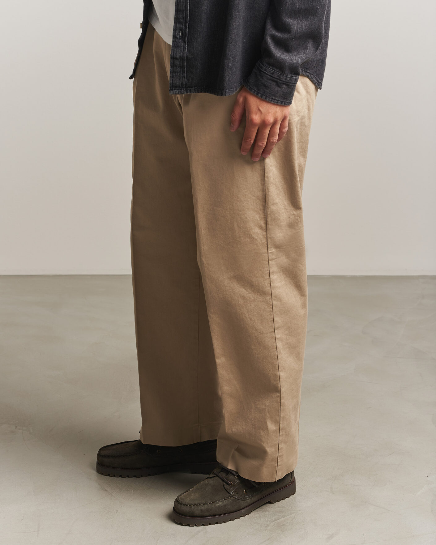 Uomini | Mocassini | LES DEUX | Suede Boatshoe Rosin Green