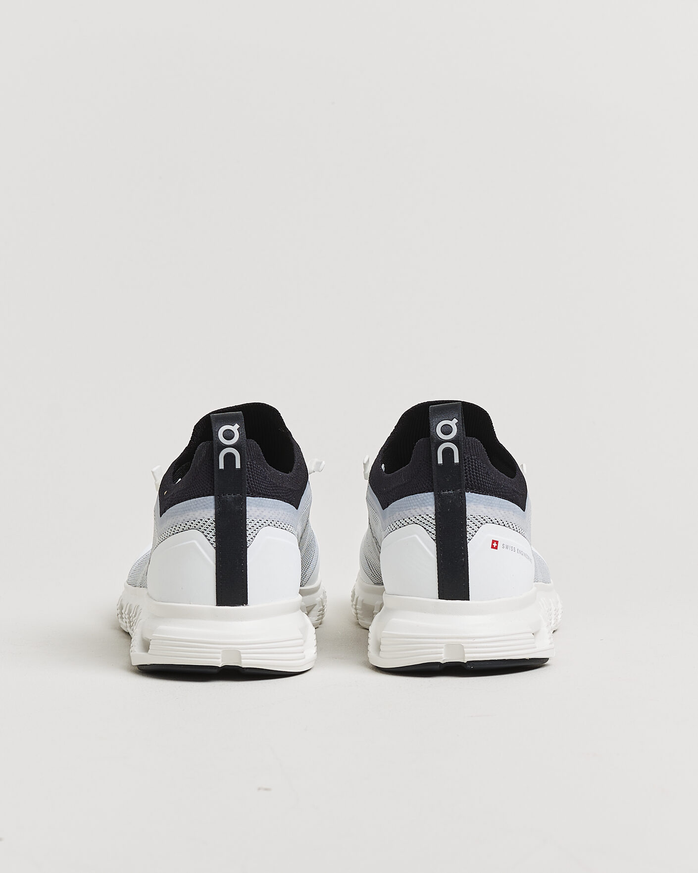 Uomini | Sneakers | On | Cloud 6 Versa White/Black