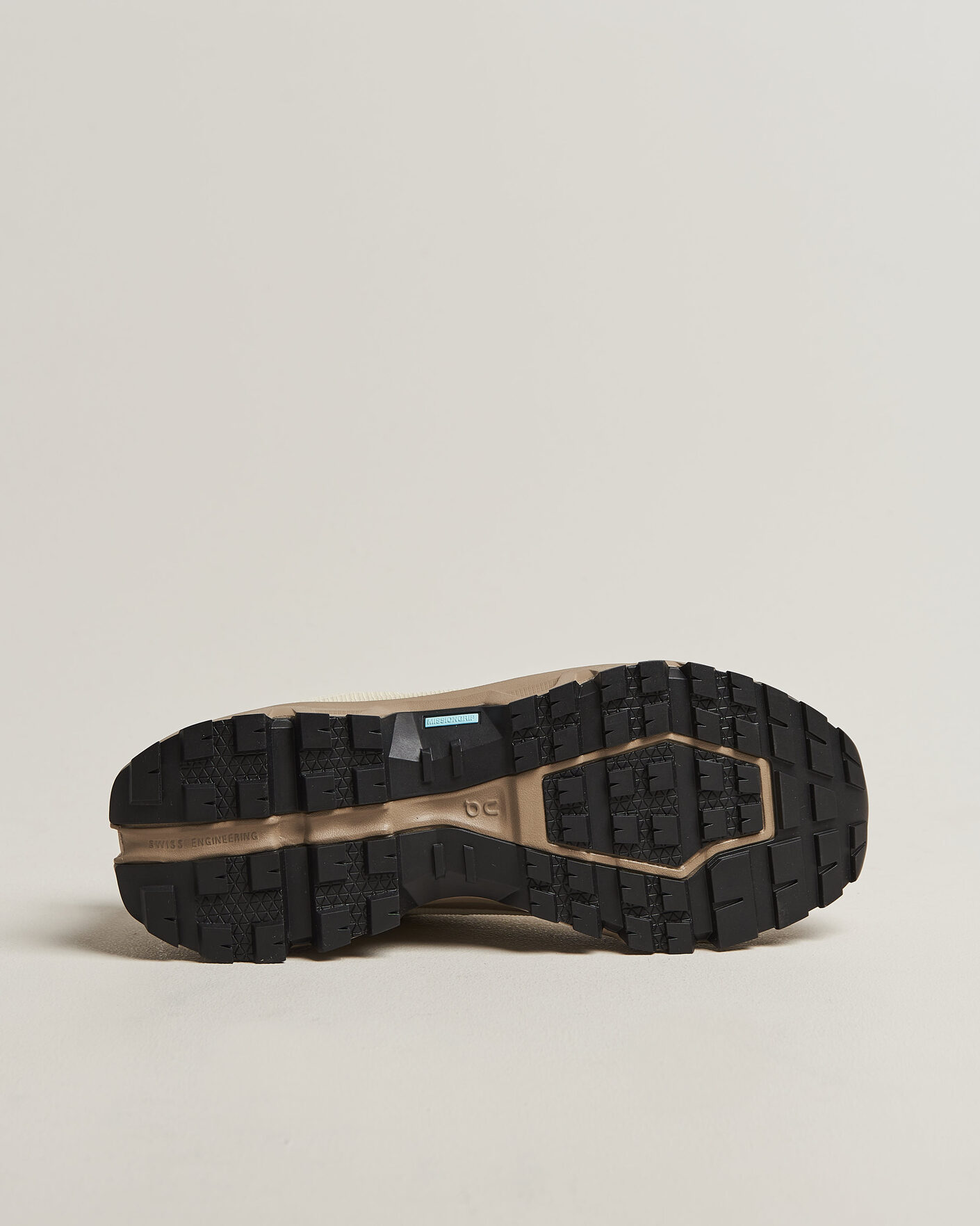 Uomini | Sneakers da trail | On | Cloudrock Low Waterproof Grain/Soba