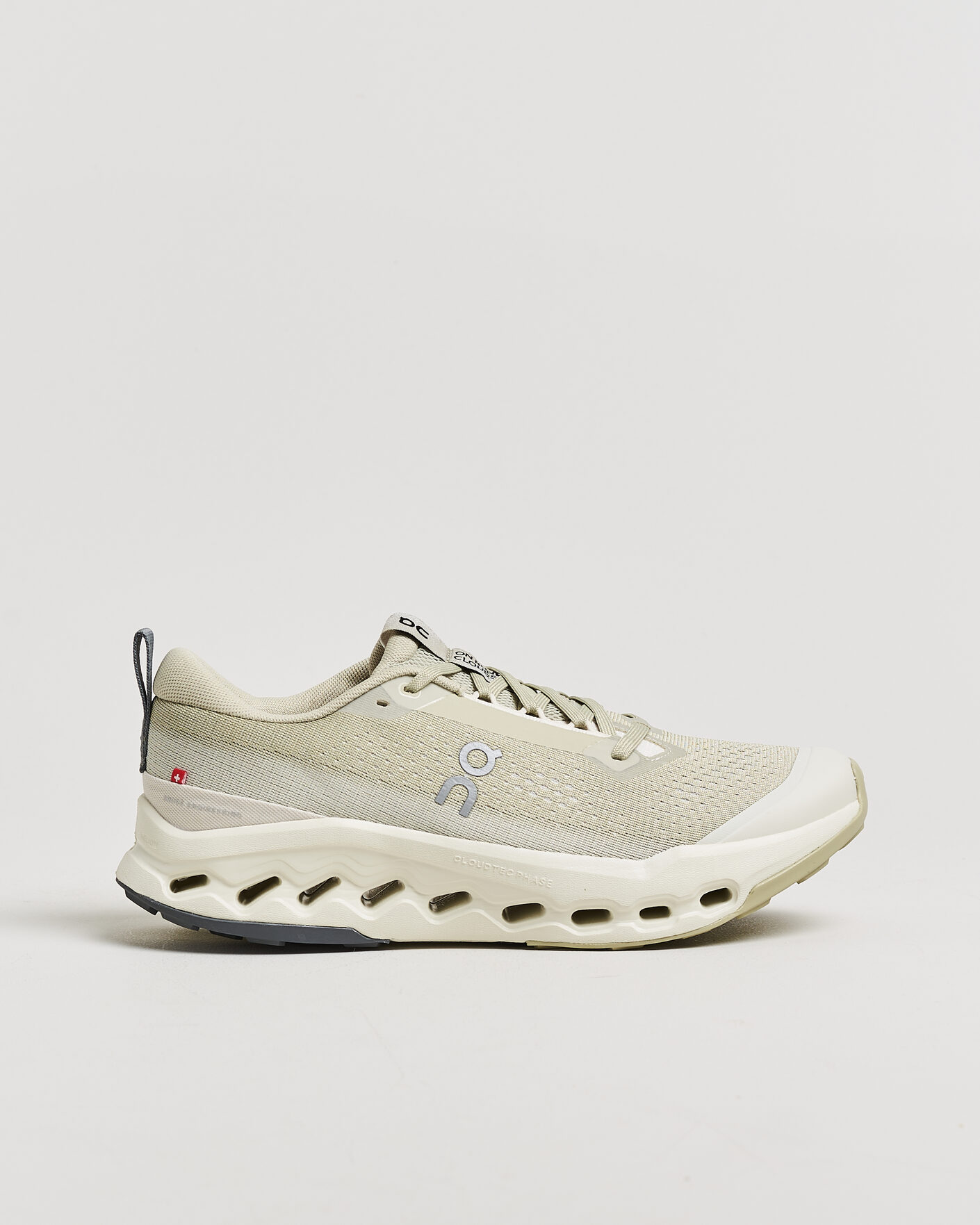 Uomini | Scarpe da corsa | On | Cloudsurfer Trail 2 Chalk/Ghost