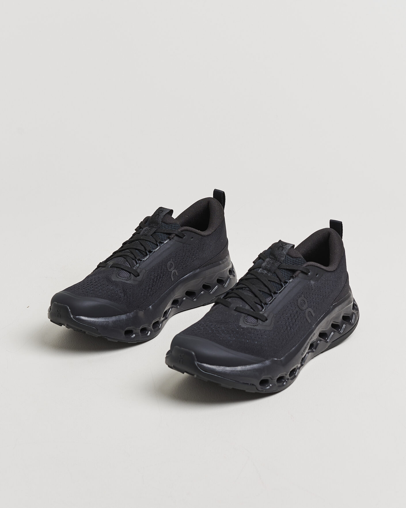 Uomini | Scarpe da corsa | On | Cloudsurfer Trail 2 Black/Eclipse