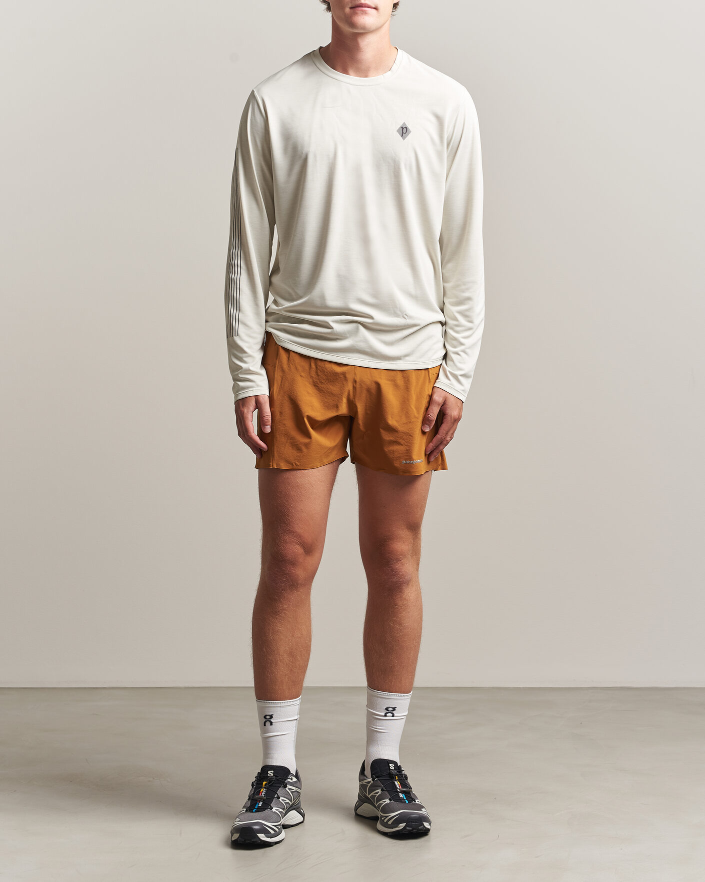 Uomini | T-shirt | Patagonia | Long Sleeve Cap Cool Shirt Dyno White