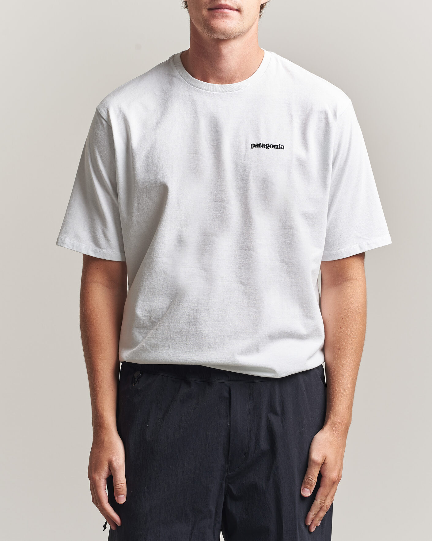 Uomini | T-shirt | Patagonia | P-6 Logo Responsibili T-Shirt Fiber White