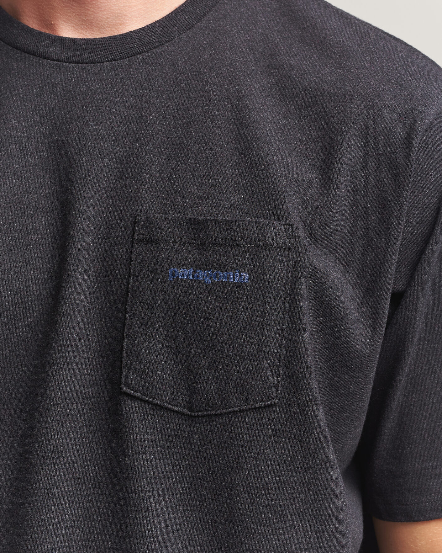 Uomini | T-shirt | Patagonia | Boardshort Logo Pocket Responsibili T-Shirt Ink Black