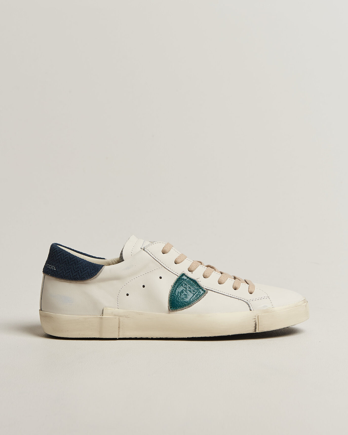 Uomini | Sneakers | Philippe Model | PRSX Low Top Suede Sneaker White/Blue