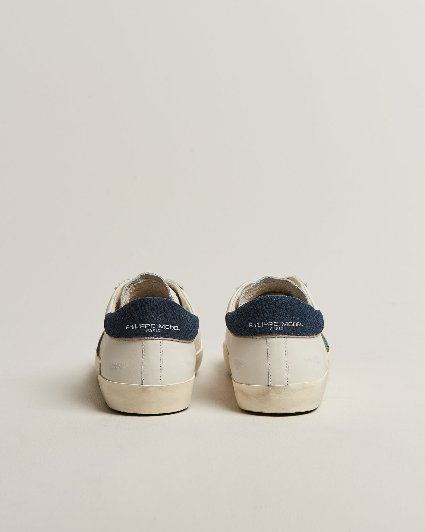 Uomini | Sneakers | Philippe Model | PRSX Low Top Suede Sneaker White/Blue