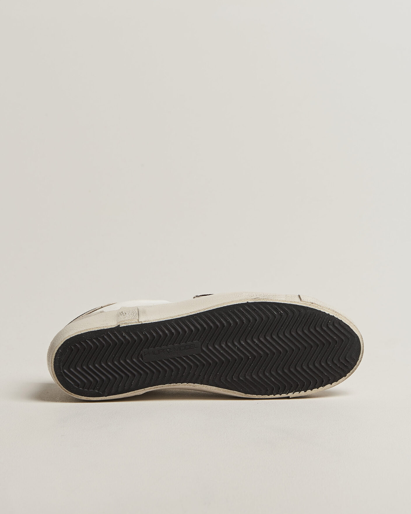 Uomini | Sneakers | Philippe Model | PRSX Low Top Suede Sneaker White/Black
