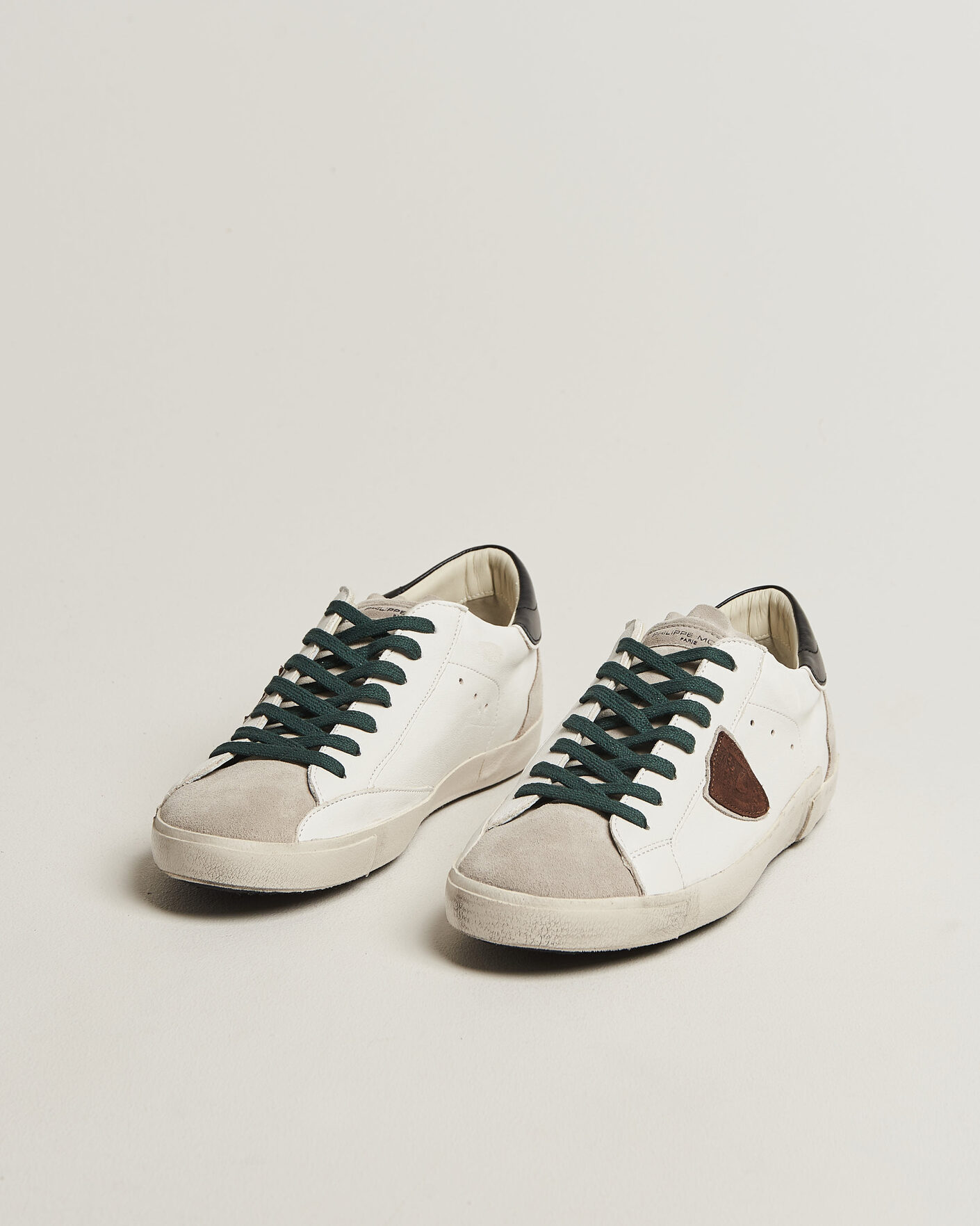 Uomini | Sneakers | Philippe Model | PRSX Low Top Suede Sneaker White/Black