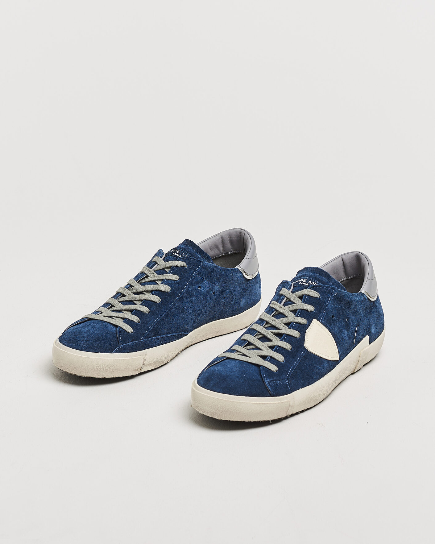 Uomini | Sneakers | Philippe Model | PRSX Low Top Suede Sneaker Blue/Grey