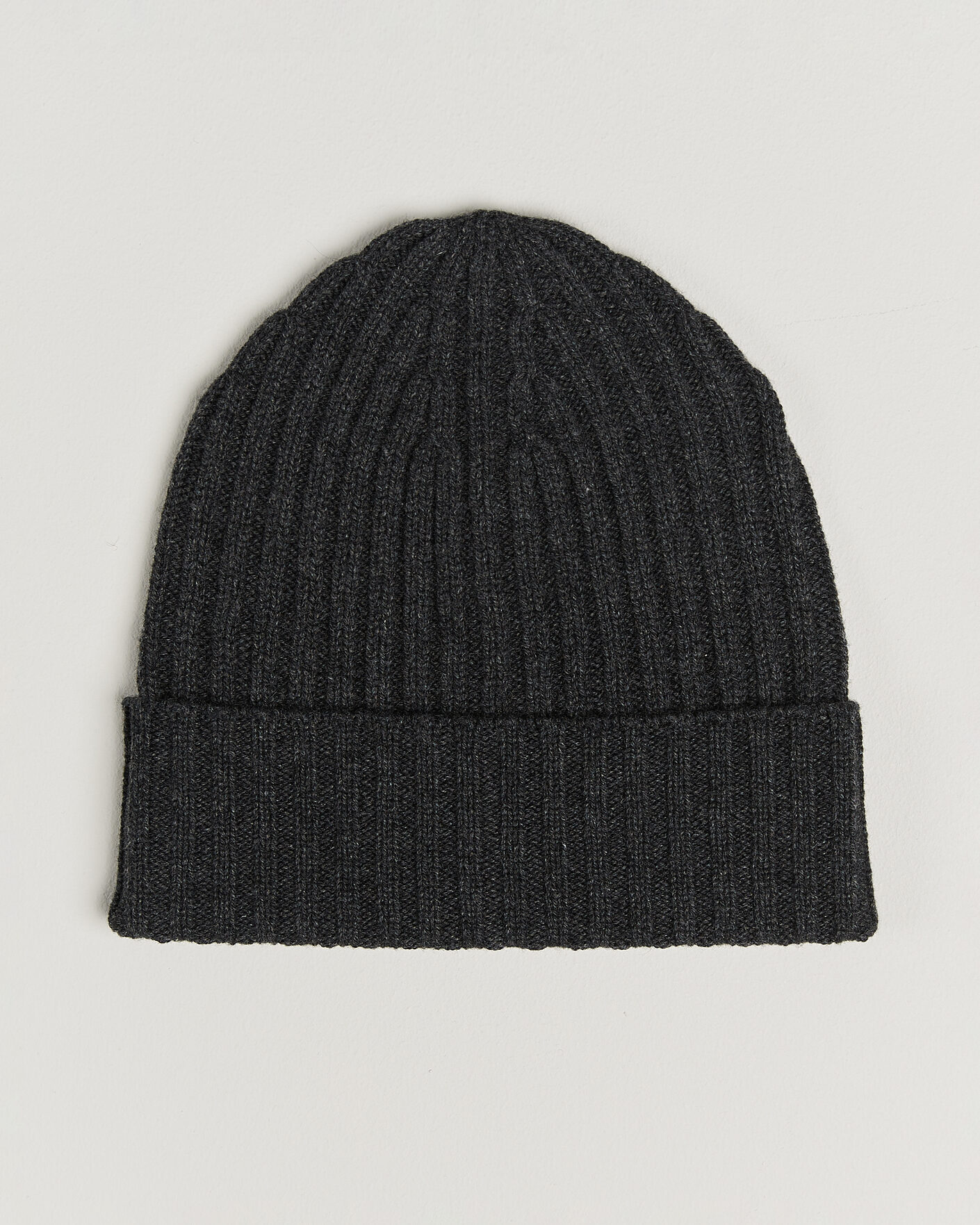 Uomini | Berretti | Piacenza Cashmere | Ribbed Cashmere Beanie Charcoal