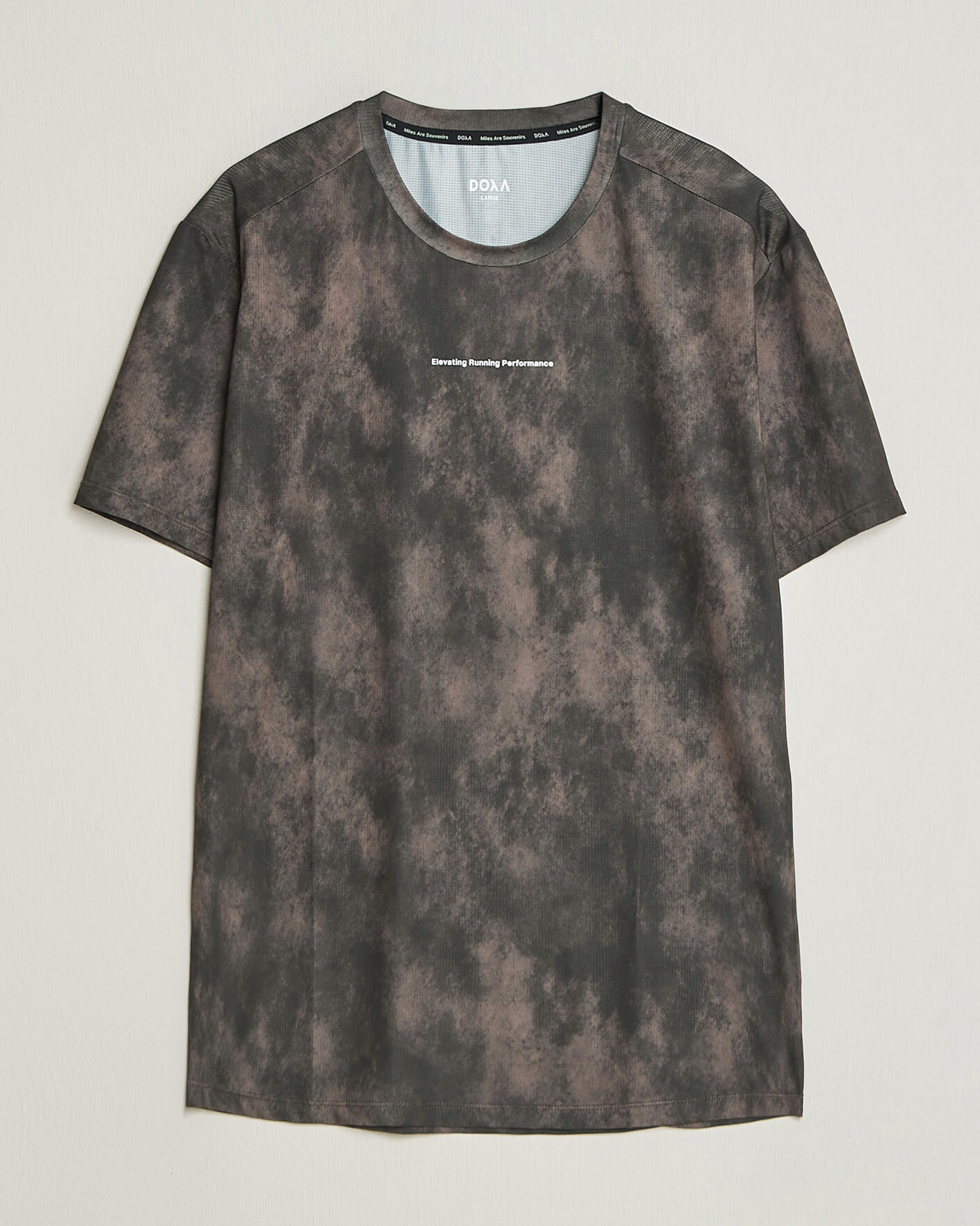 Uomini | T-shirt | DOXA | Rerun Short Sleeve T-Shirt Taupe